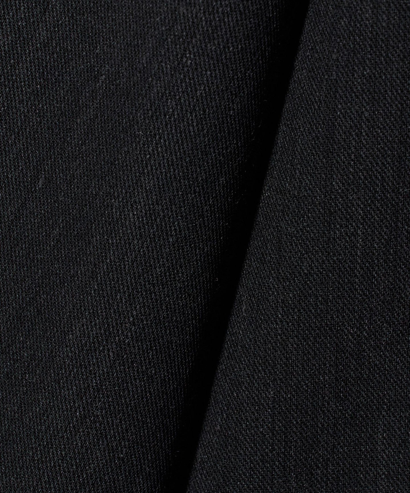 11695000483-d06.jpg