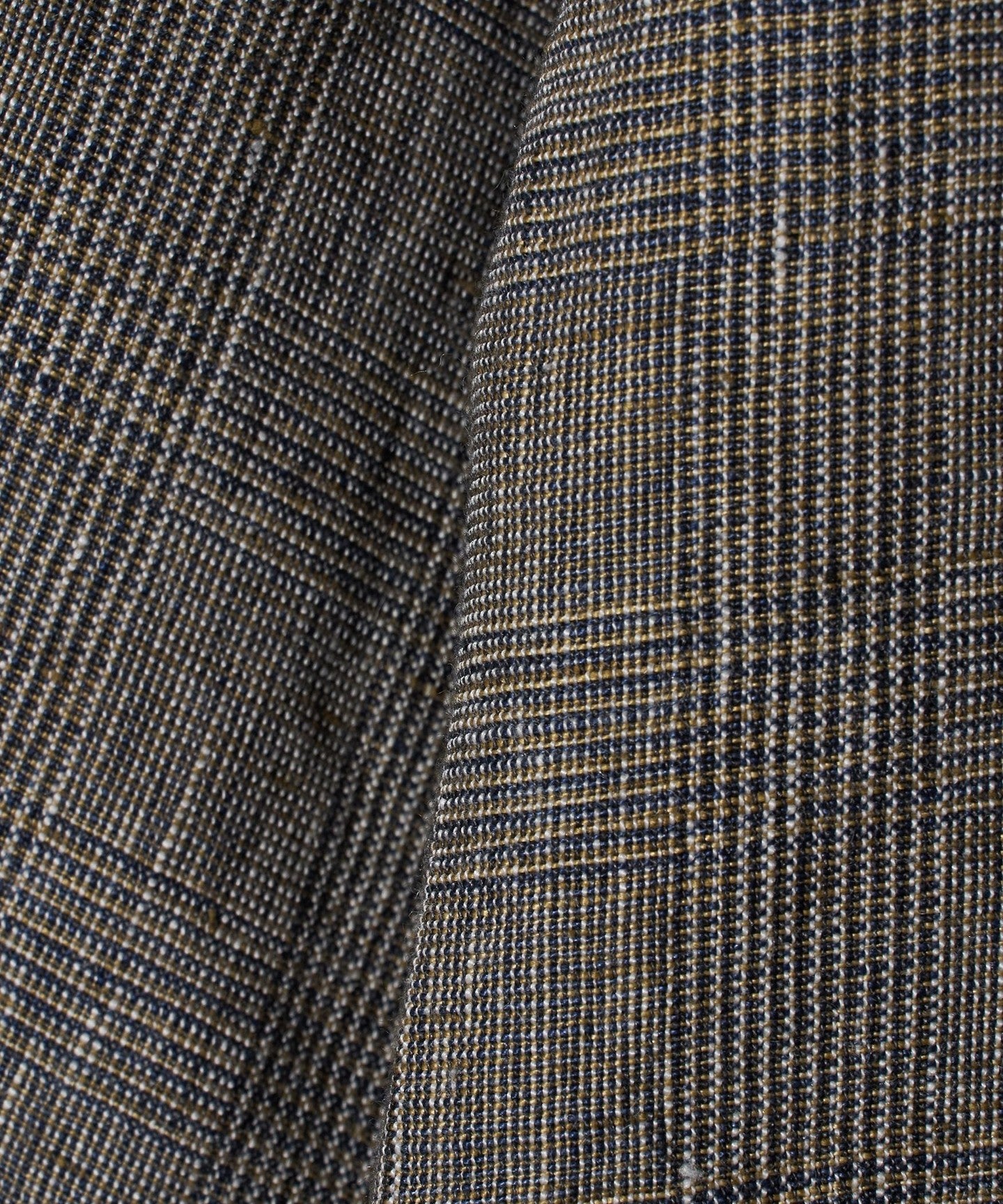 11695000616-d07.jpg