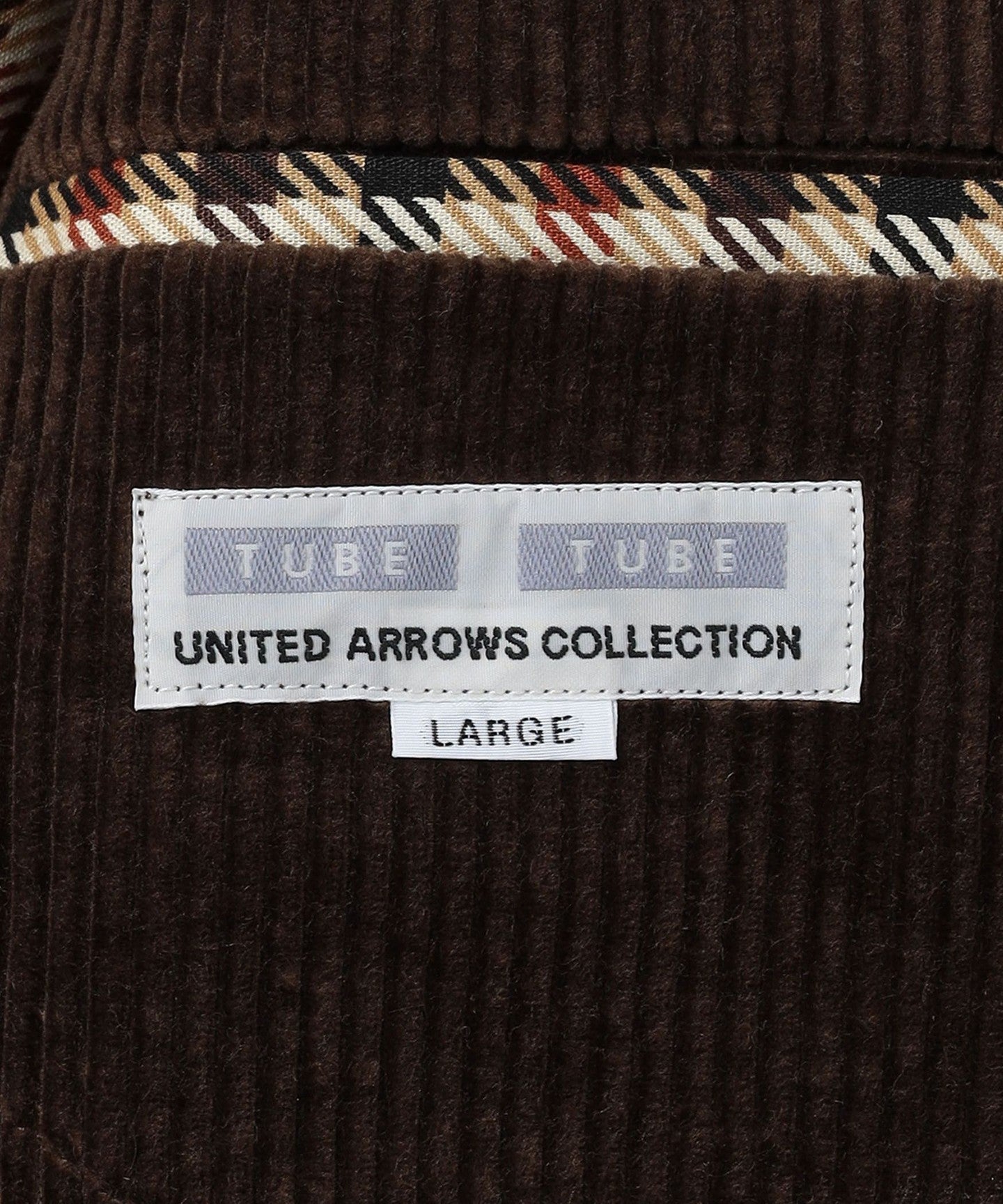 11695999001-d09.jpg