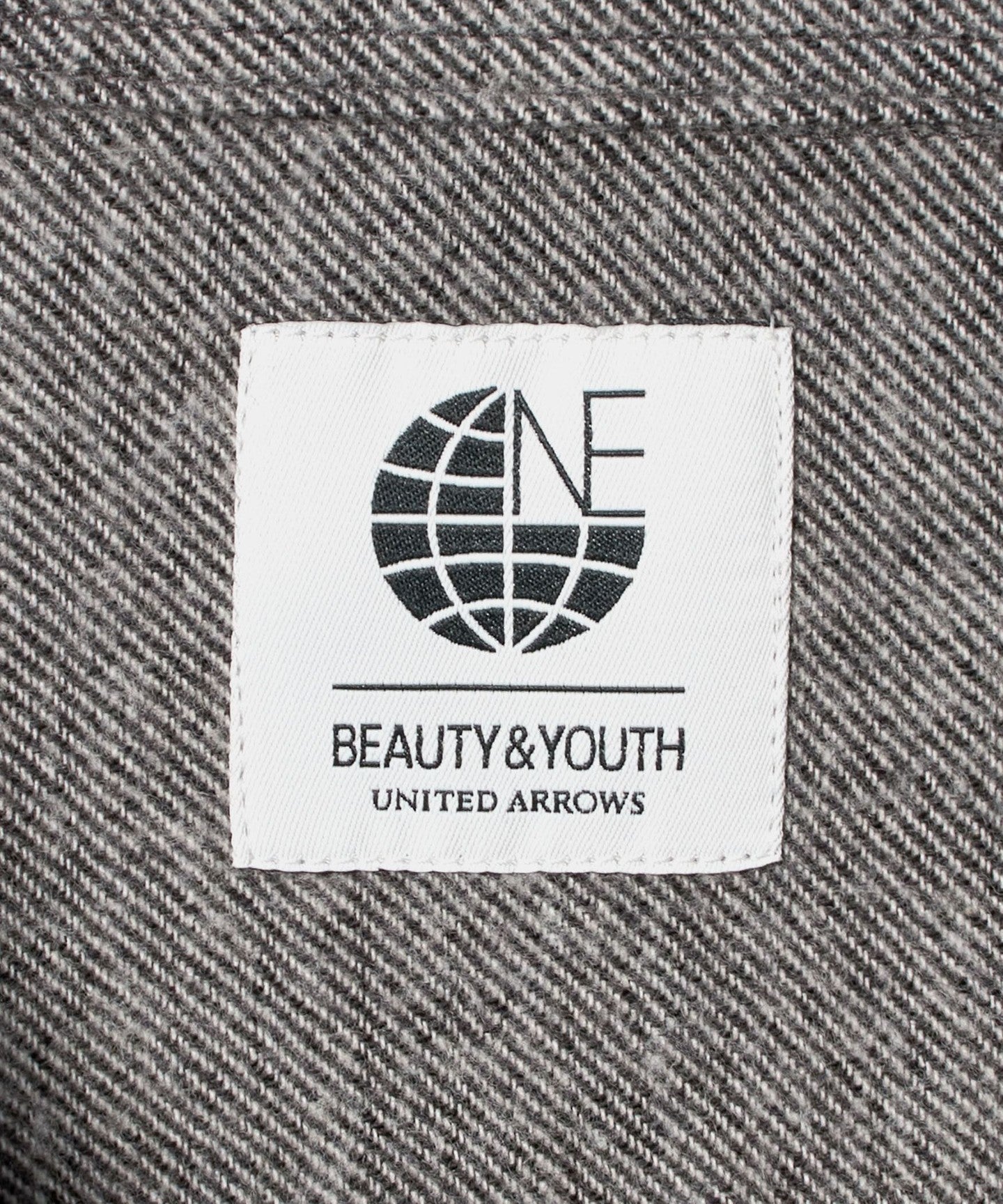 12115000011-d13.jpg