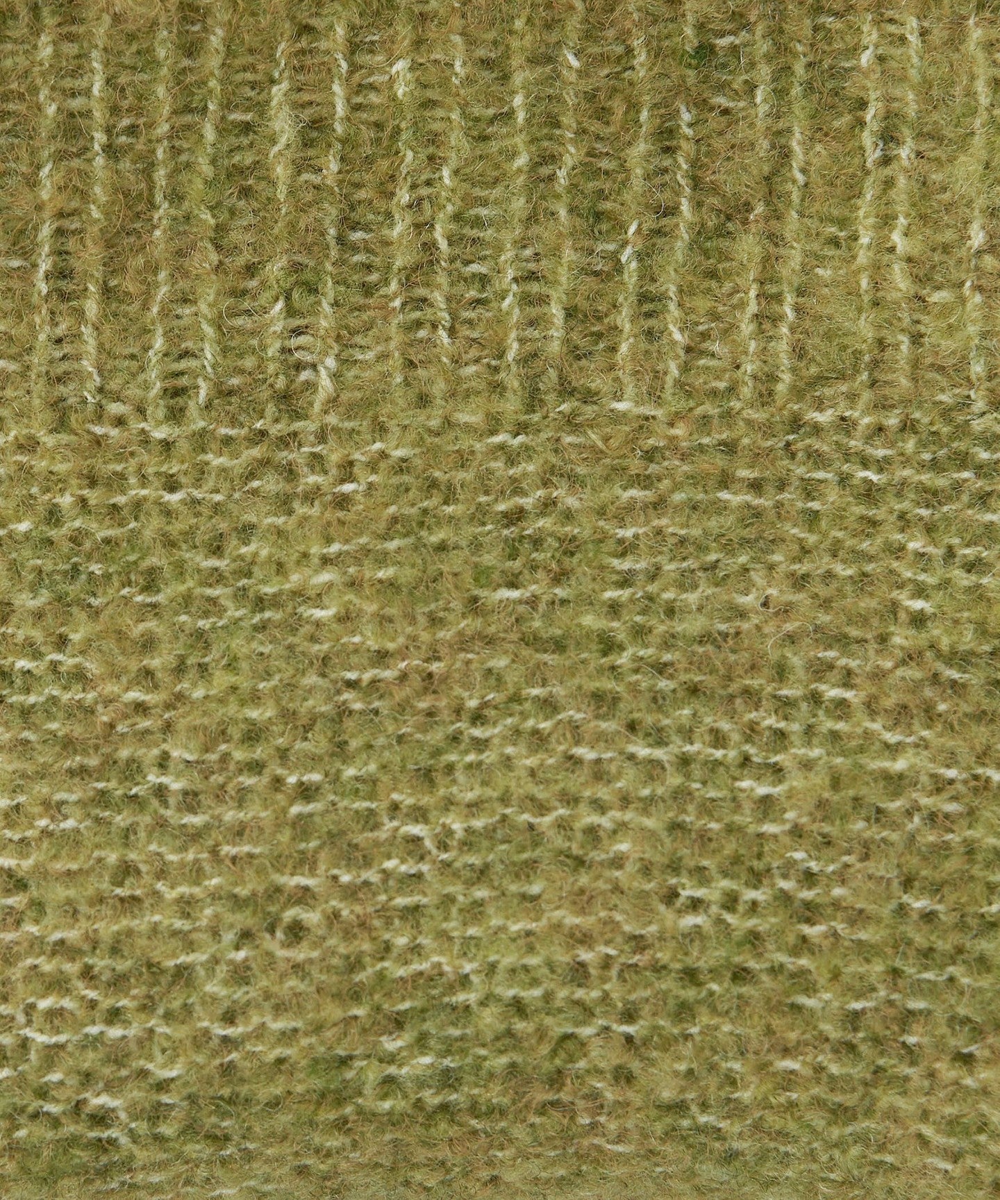 12136994070-d32.jpg