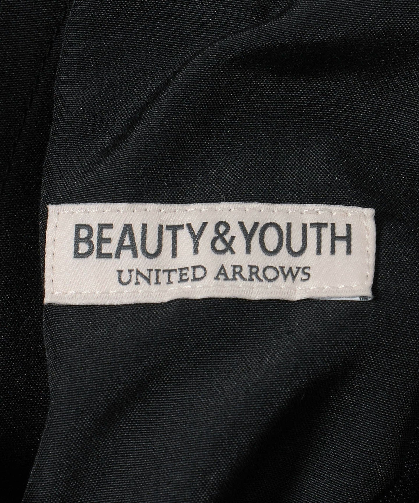 12141000051-d28.jpg