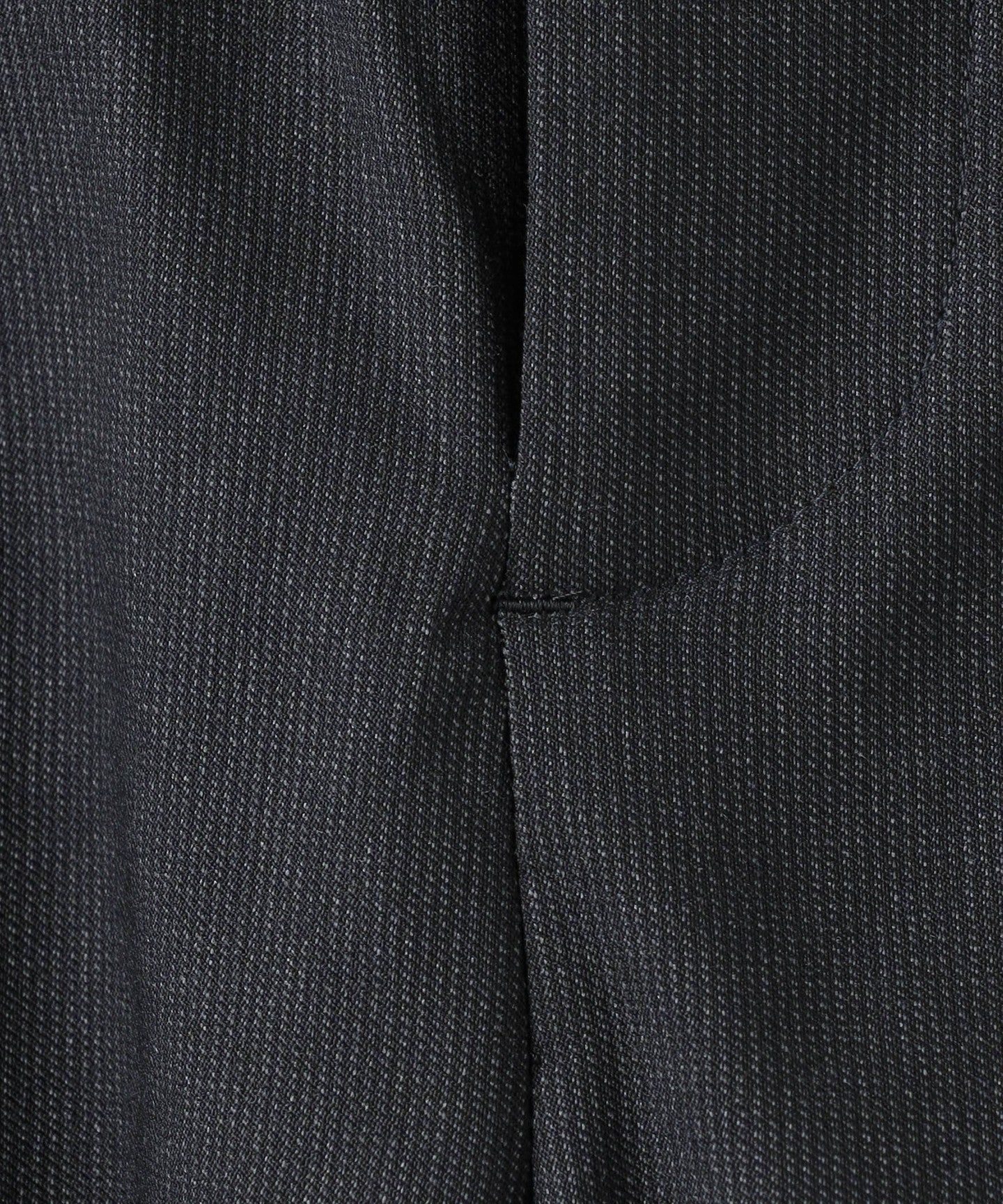 12141999523-d18.jpg