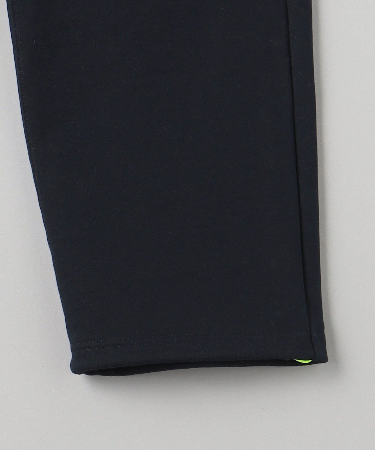 12145999355-d15.jpg