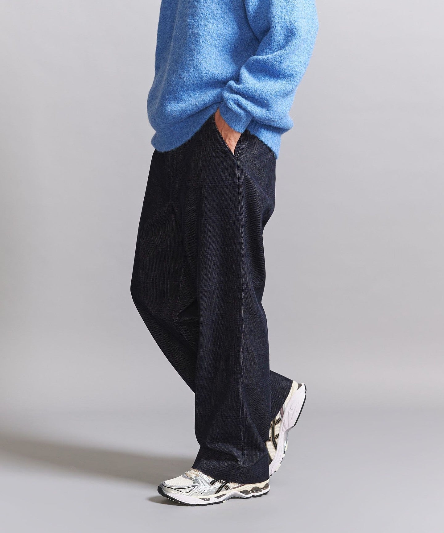 12146999573-d02.jpg