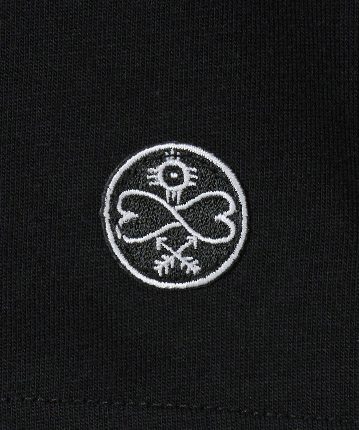 12175000032-d06.jpg
