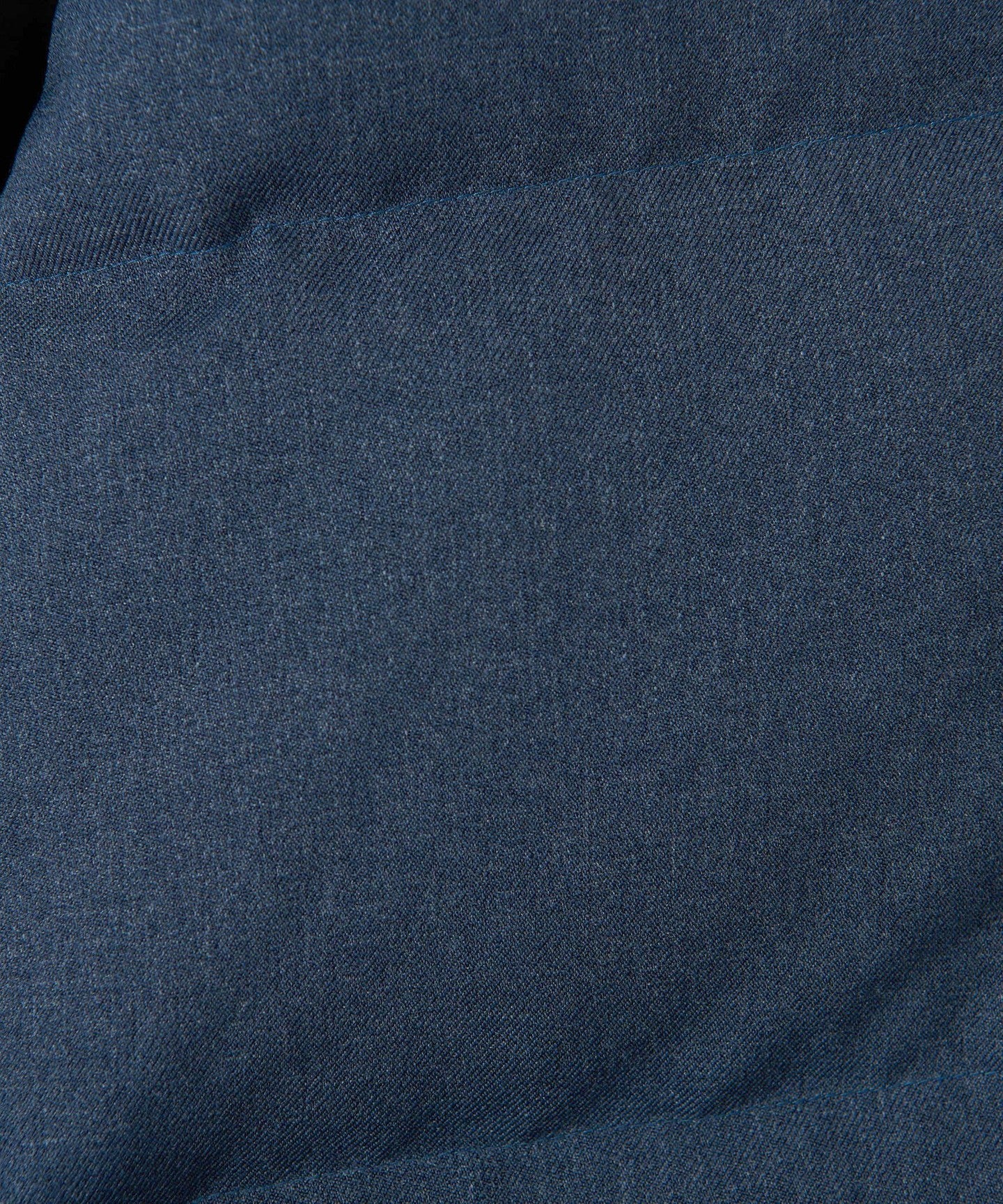 12251990077-d36.jpg