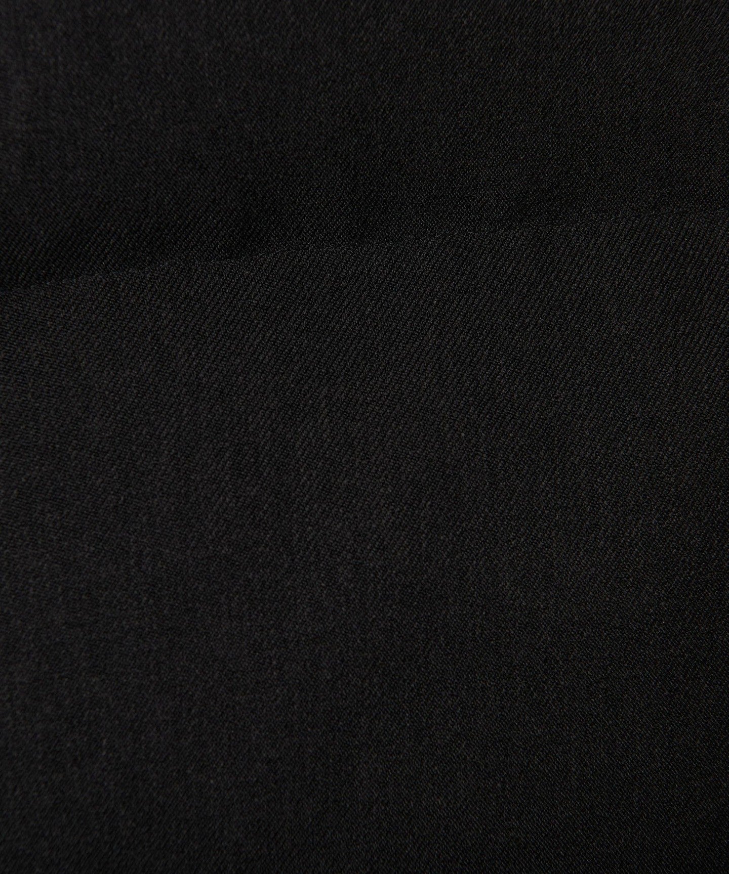 12251990077-d38.jpg