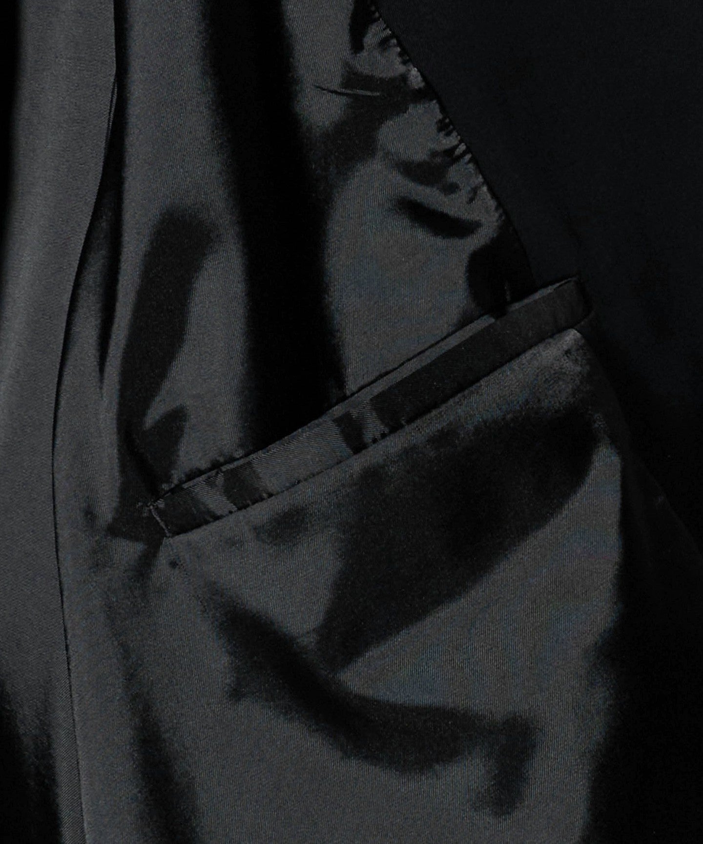 12256000000-d16.jpg