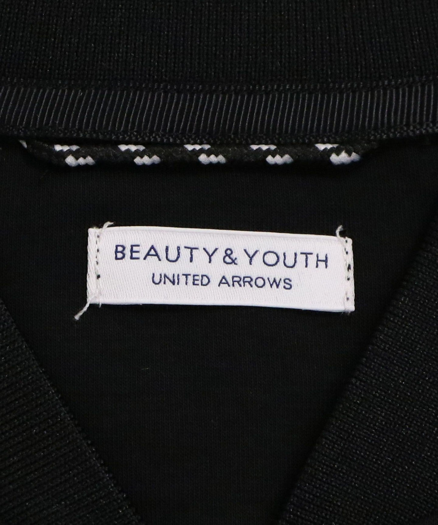 12271000007-d32.jpg