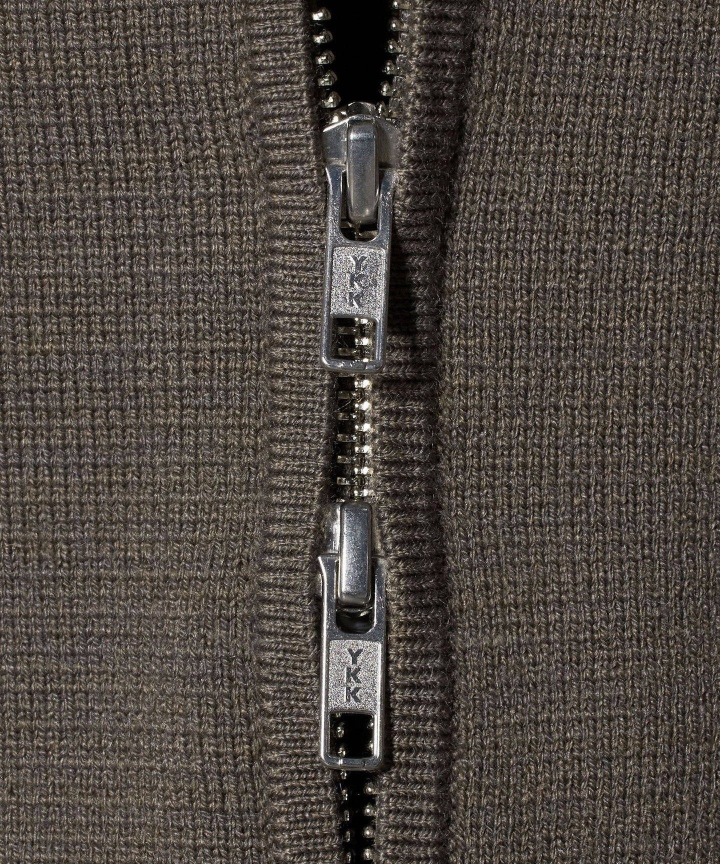 12281000014-d05.jpg