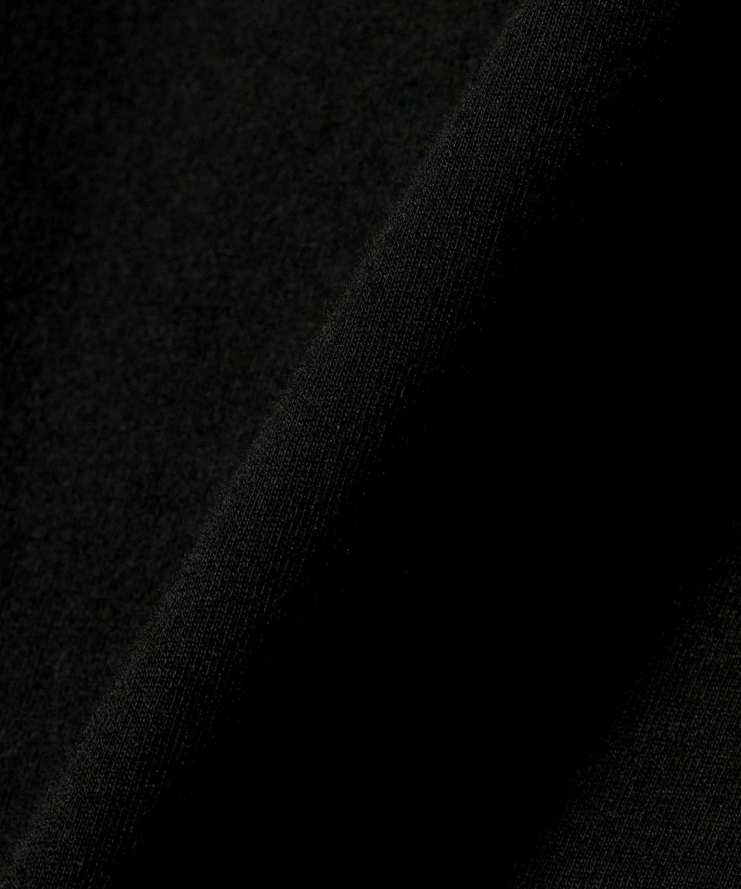 12664000020-d04.jpg