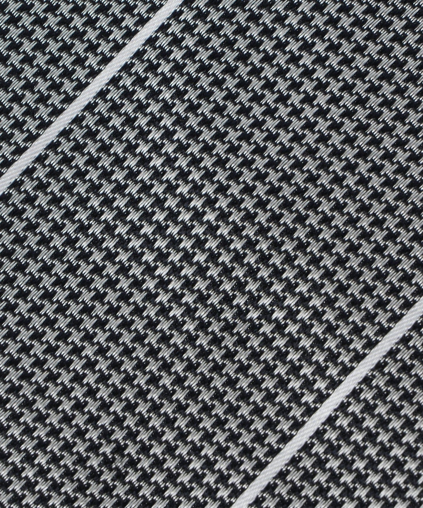 13286990094-d05.jpg