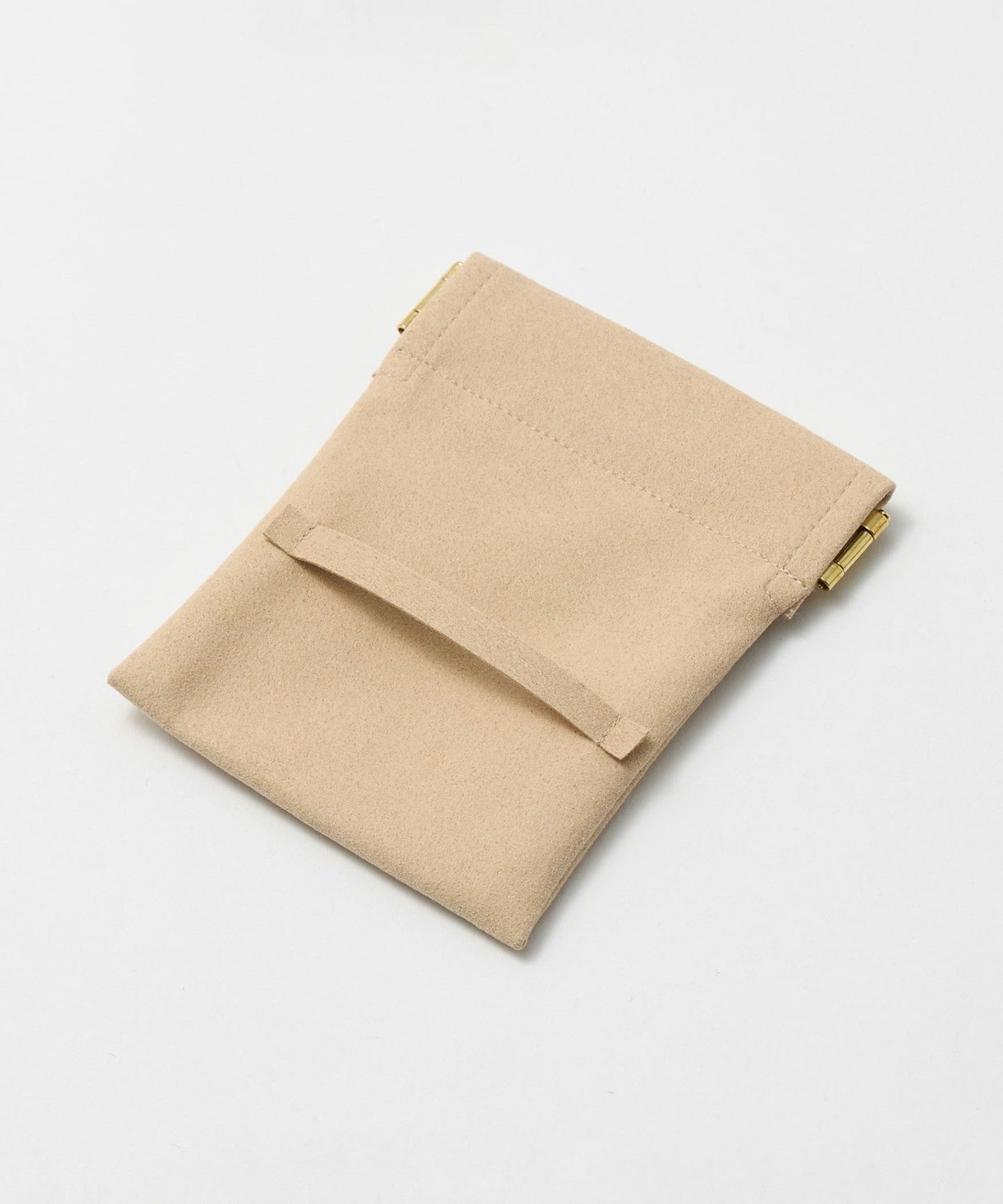 13335000011-d05.jpg