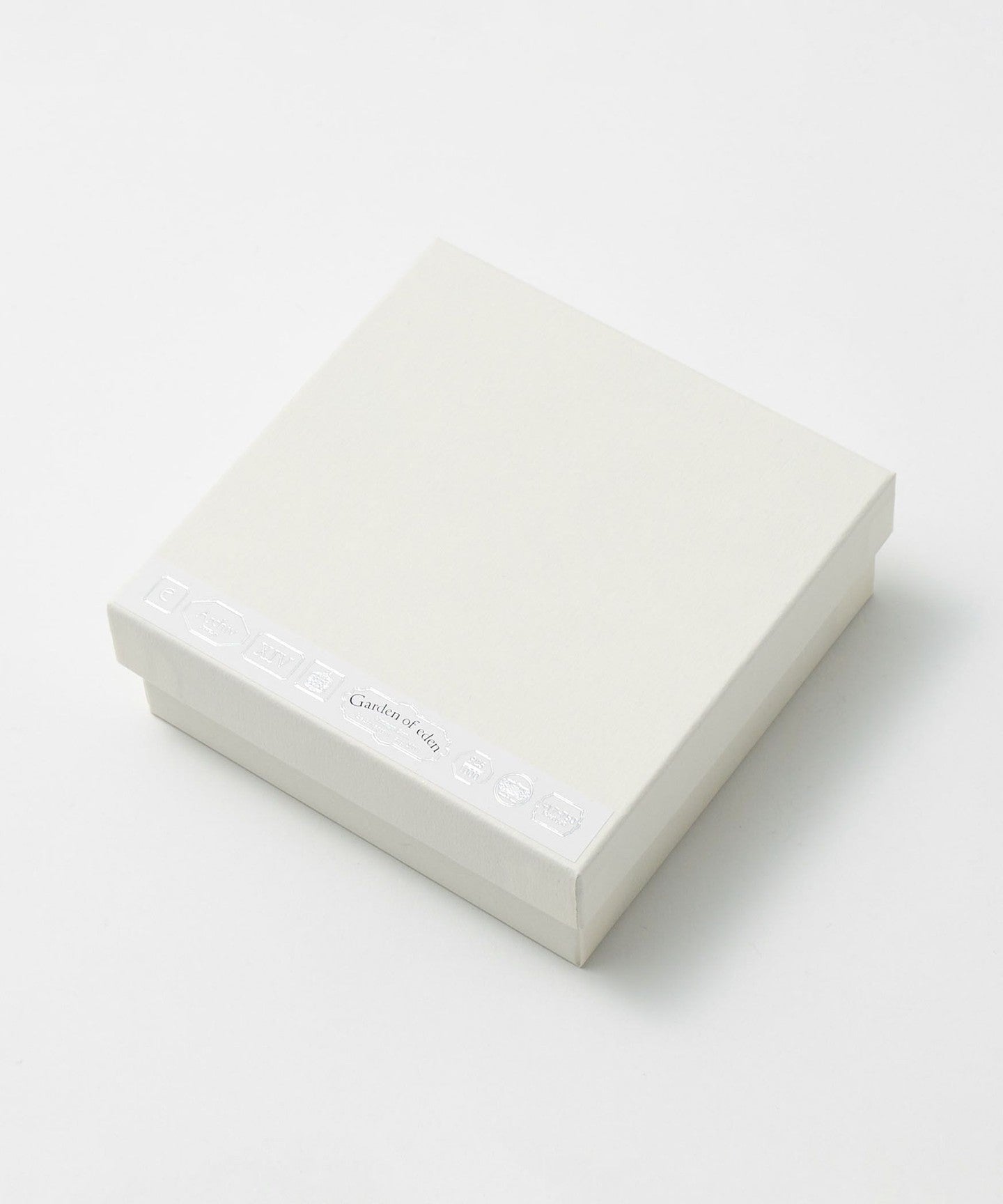 13335000019-d06.jpg