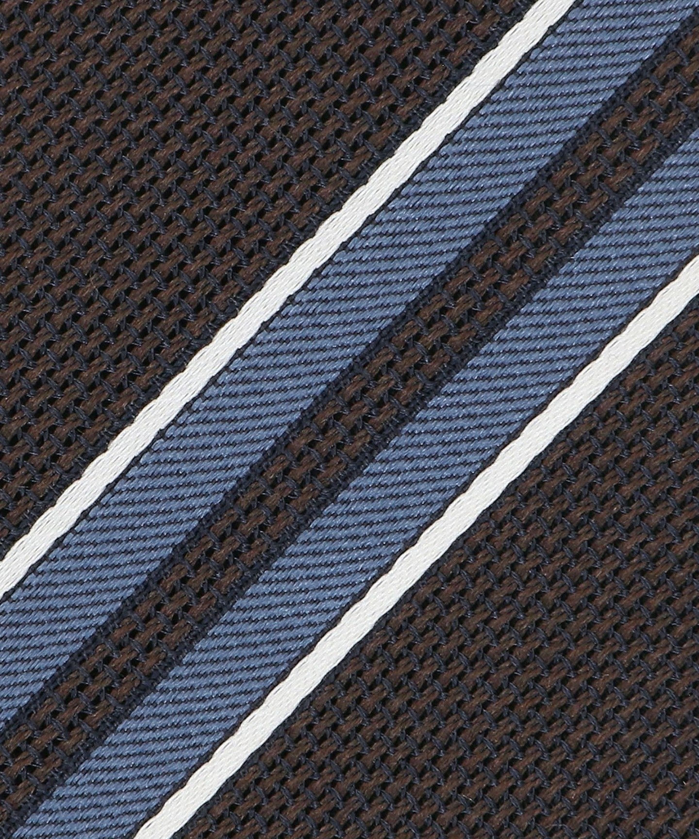 13343000074-d07.jpg
