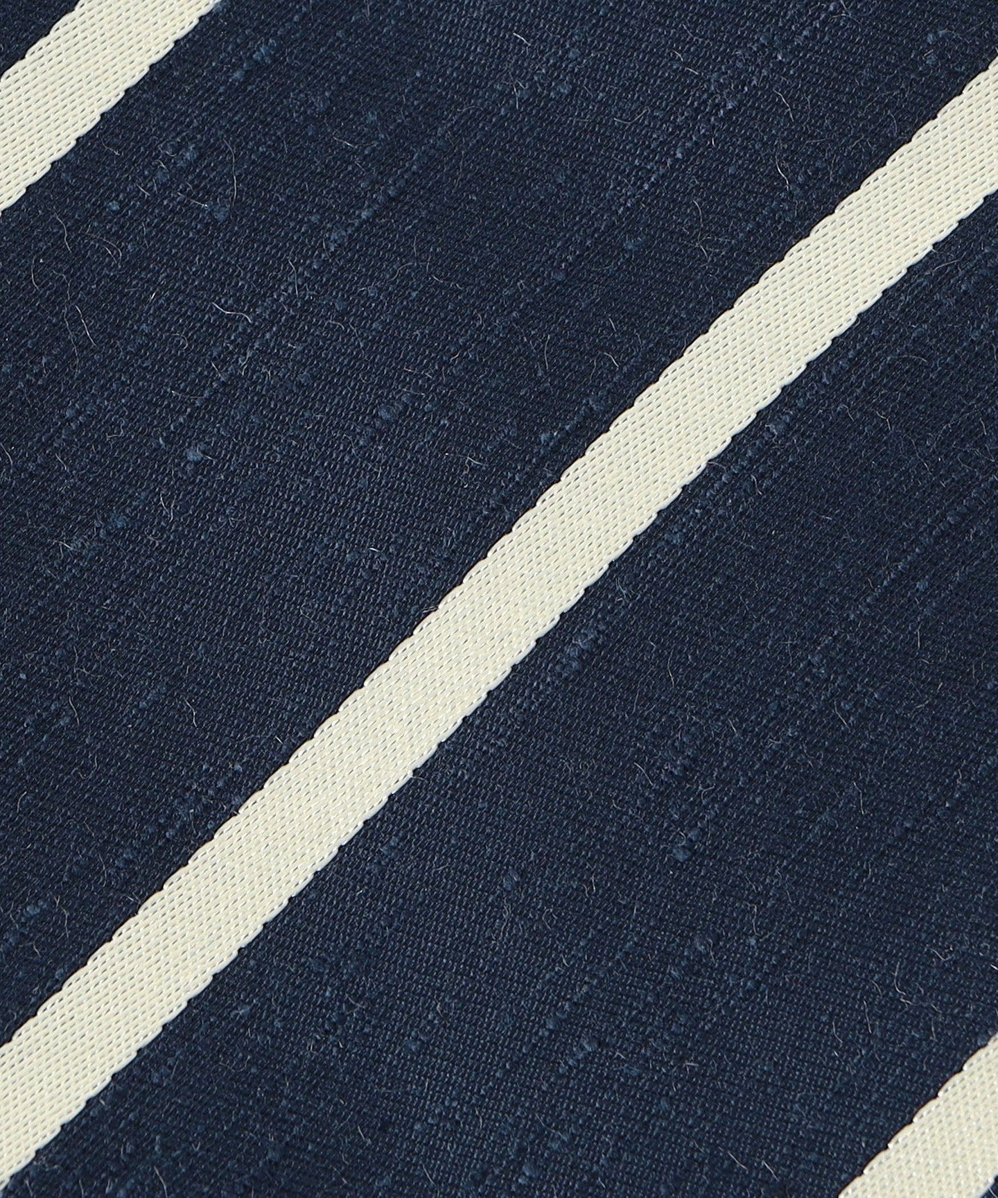 13343431046-d05.jpg