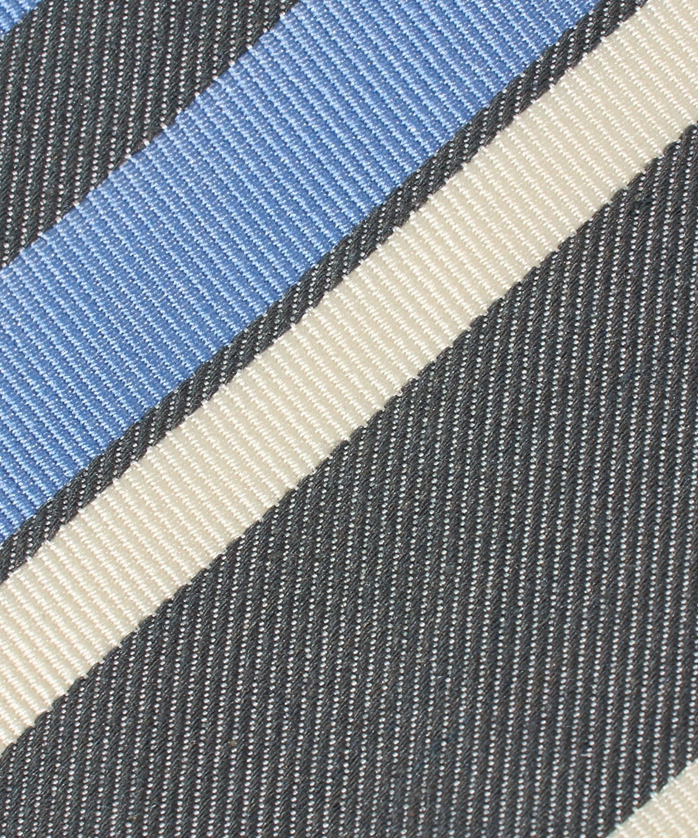 13344000037-d03.jpg