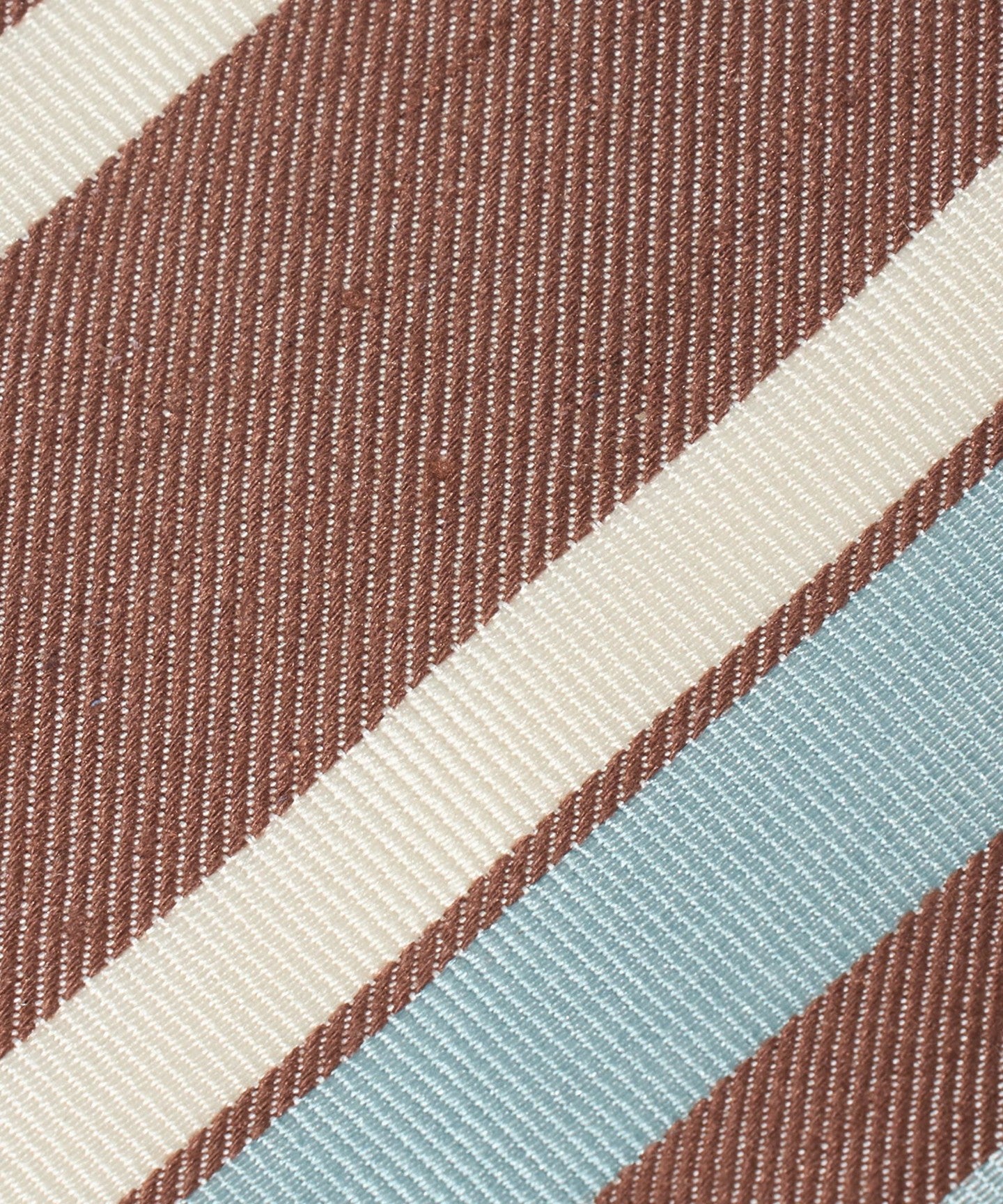 13344000037-d05.jpg