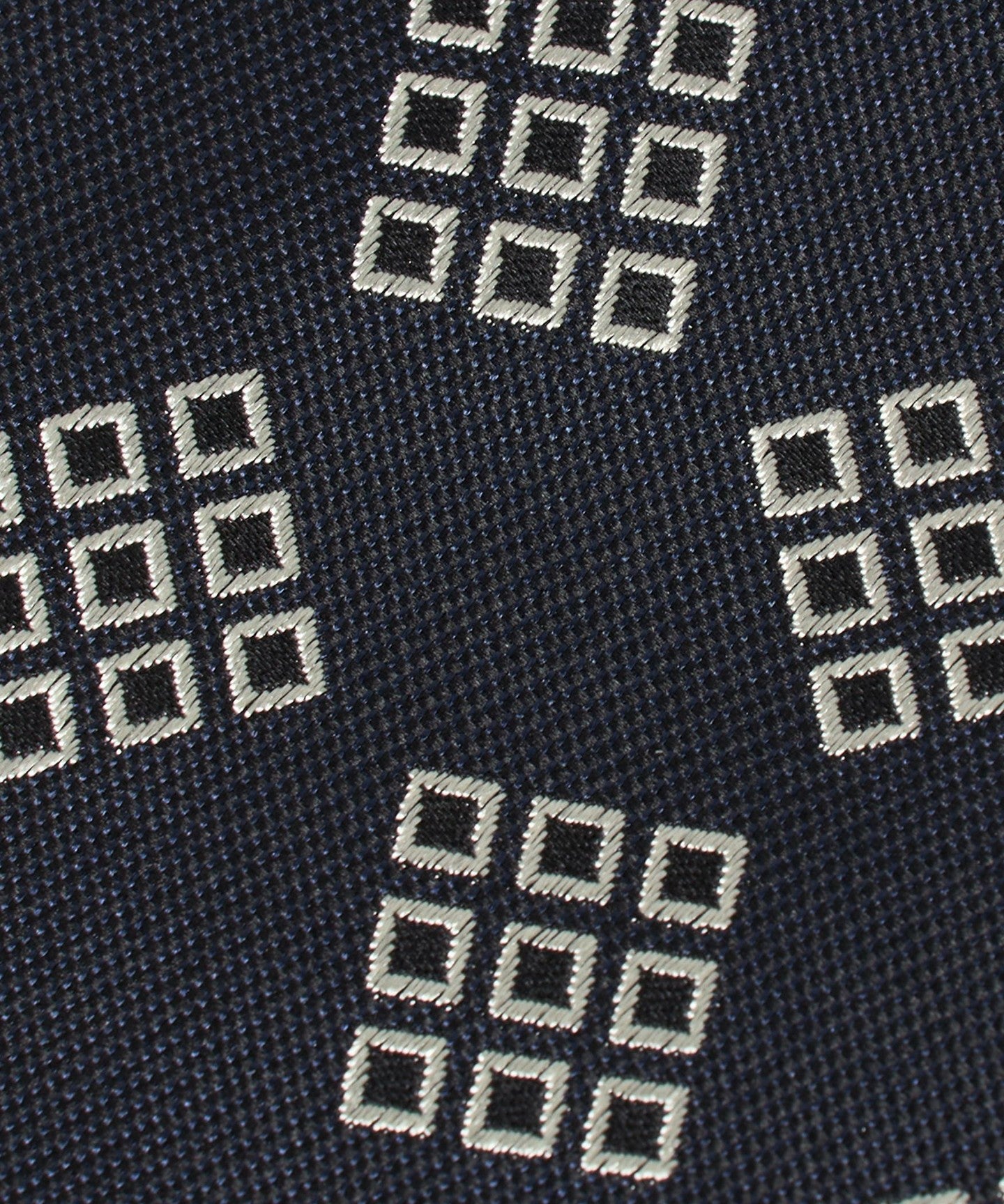 13344000040-d03.jpg