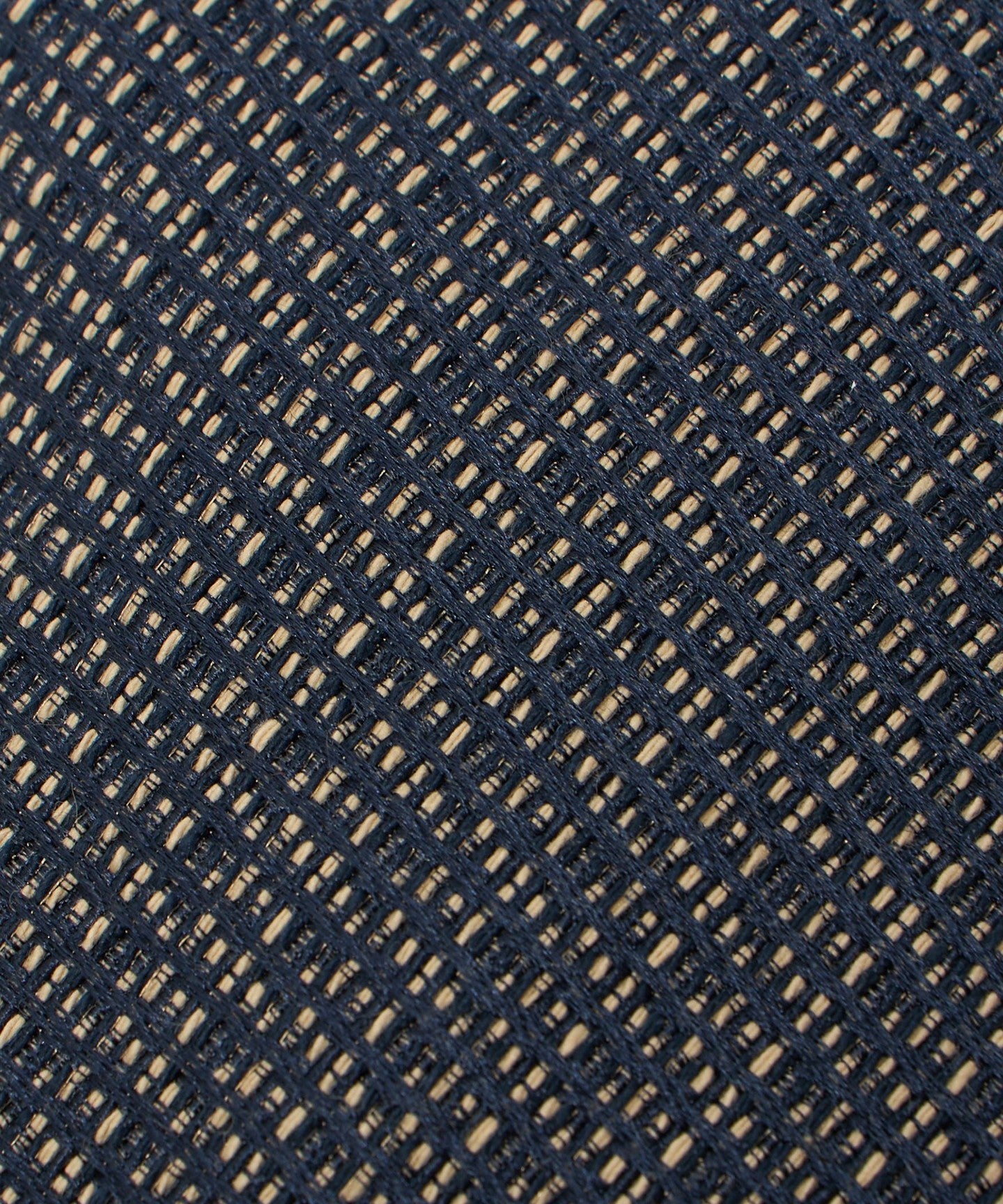 13344000064-d04.jpg