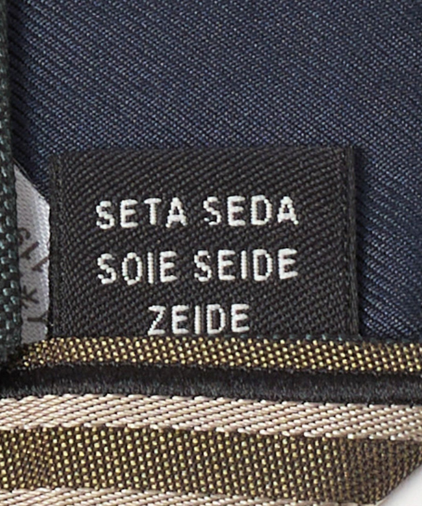 13344000065-d05.jpg