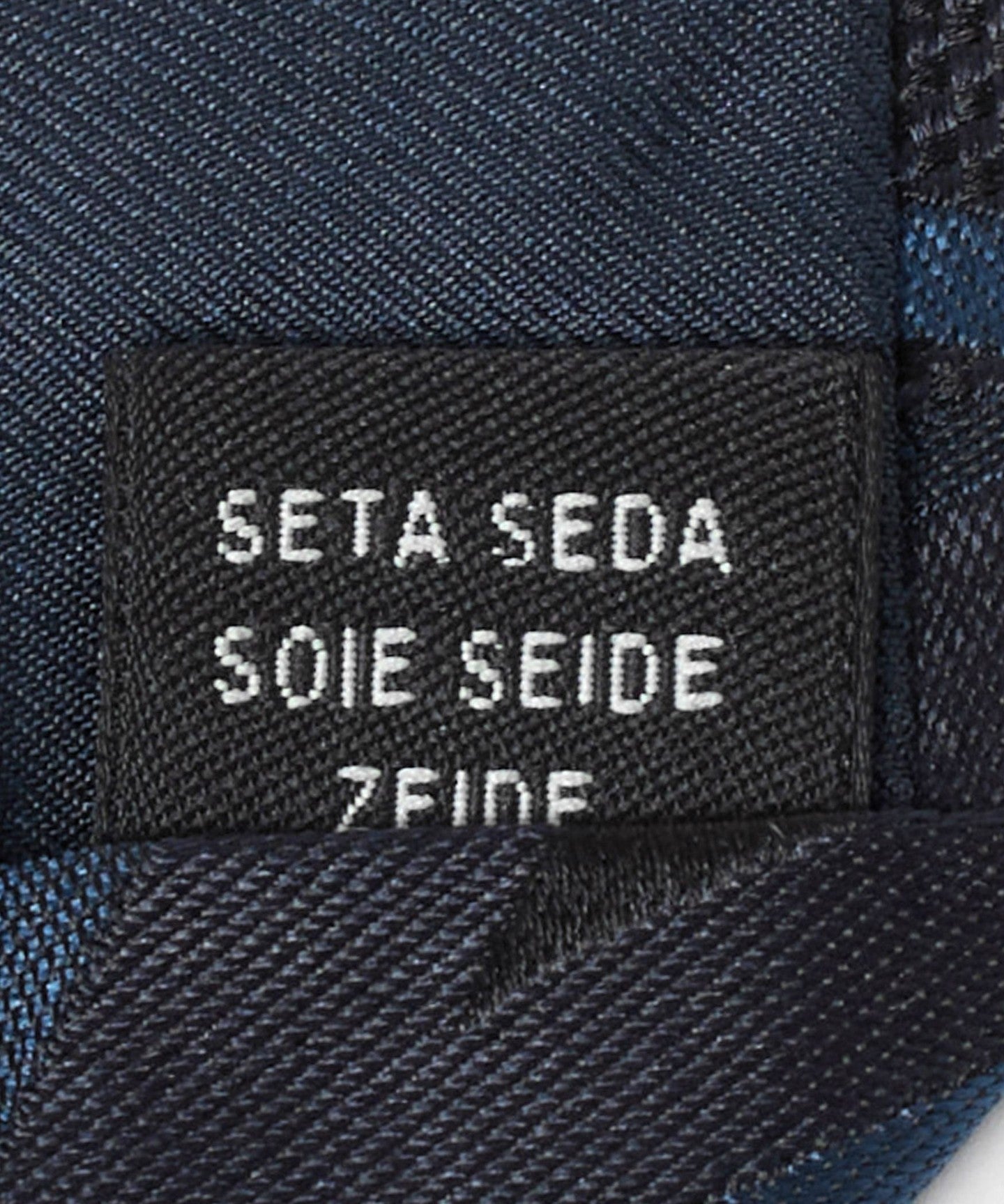 13344000074-d05.jpg