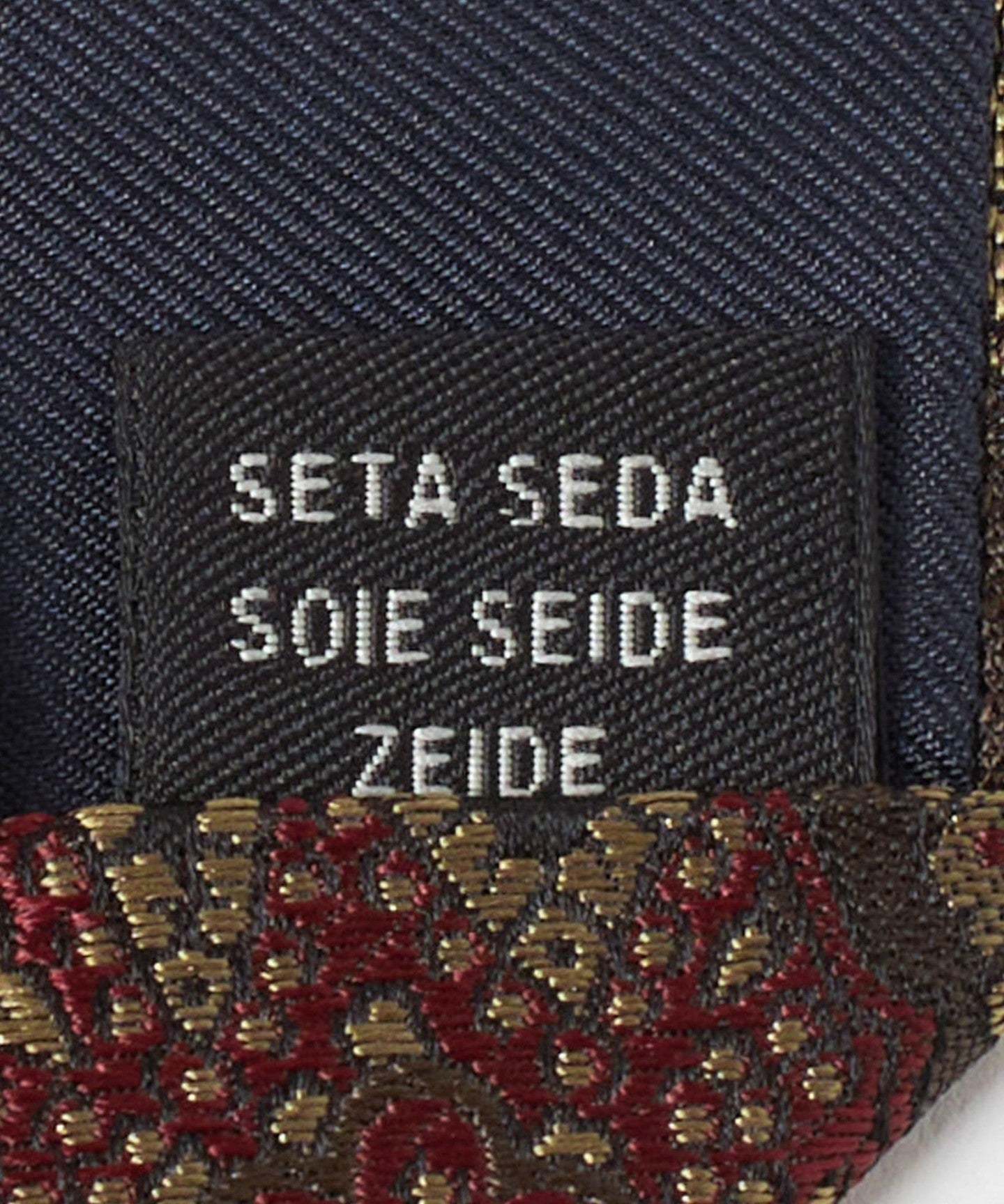 13344000077-d05.jpg