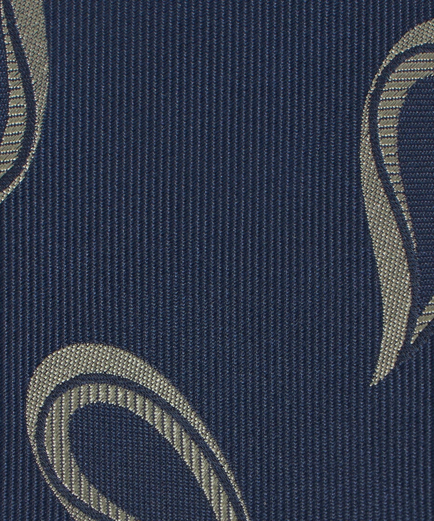 13346000100-d03.jpg