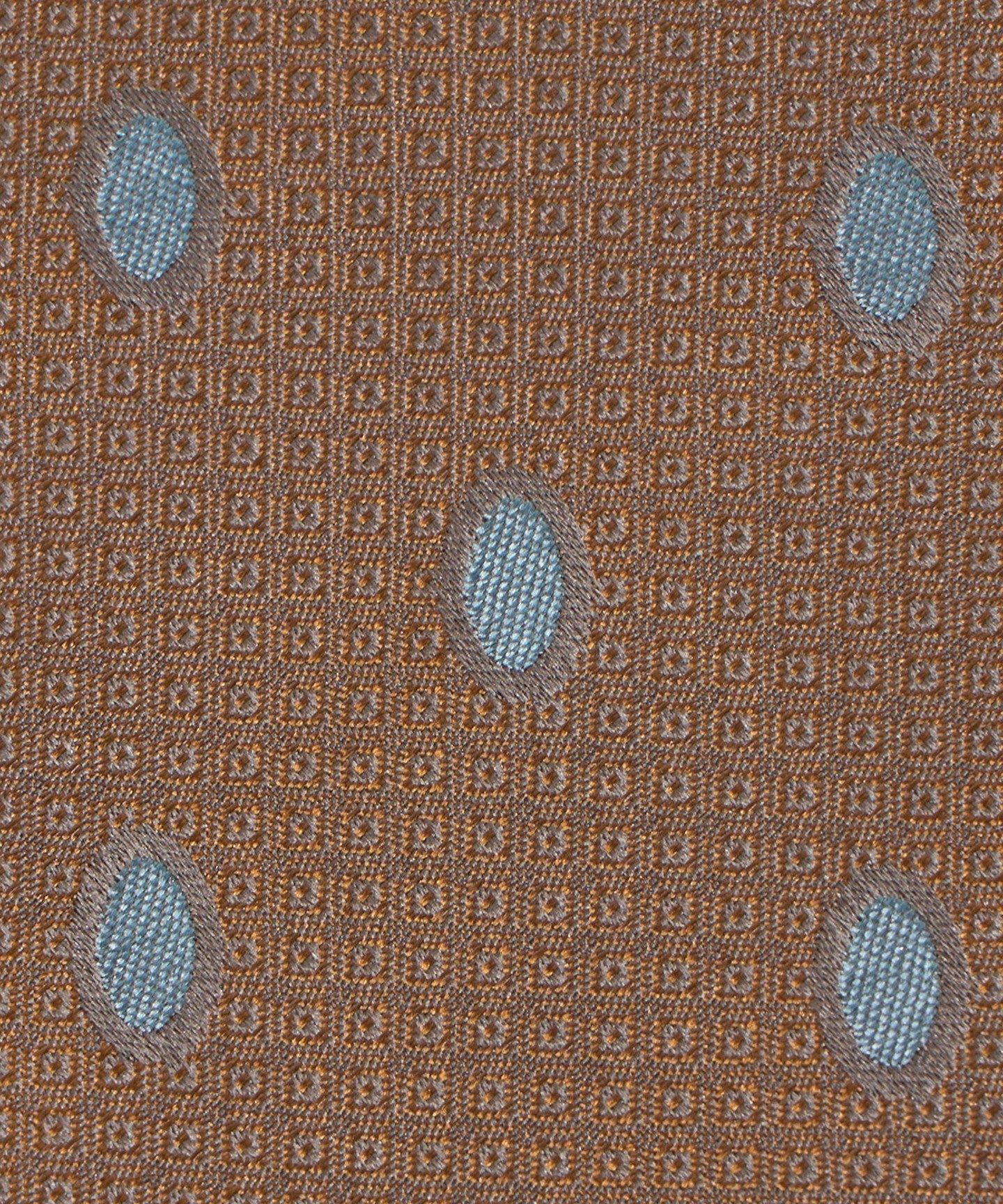13346000102-d07.jpg