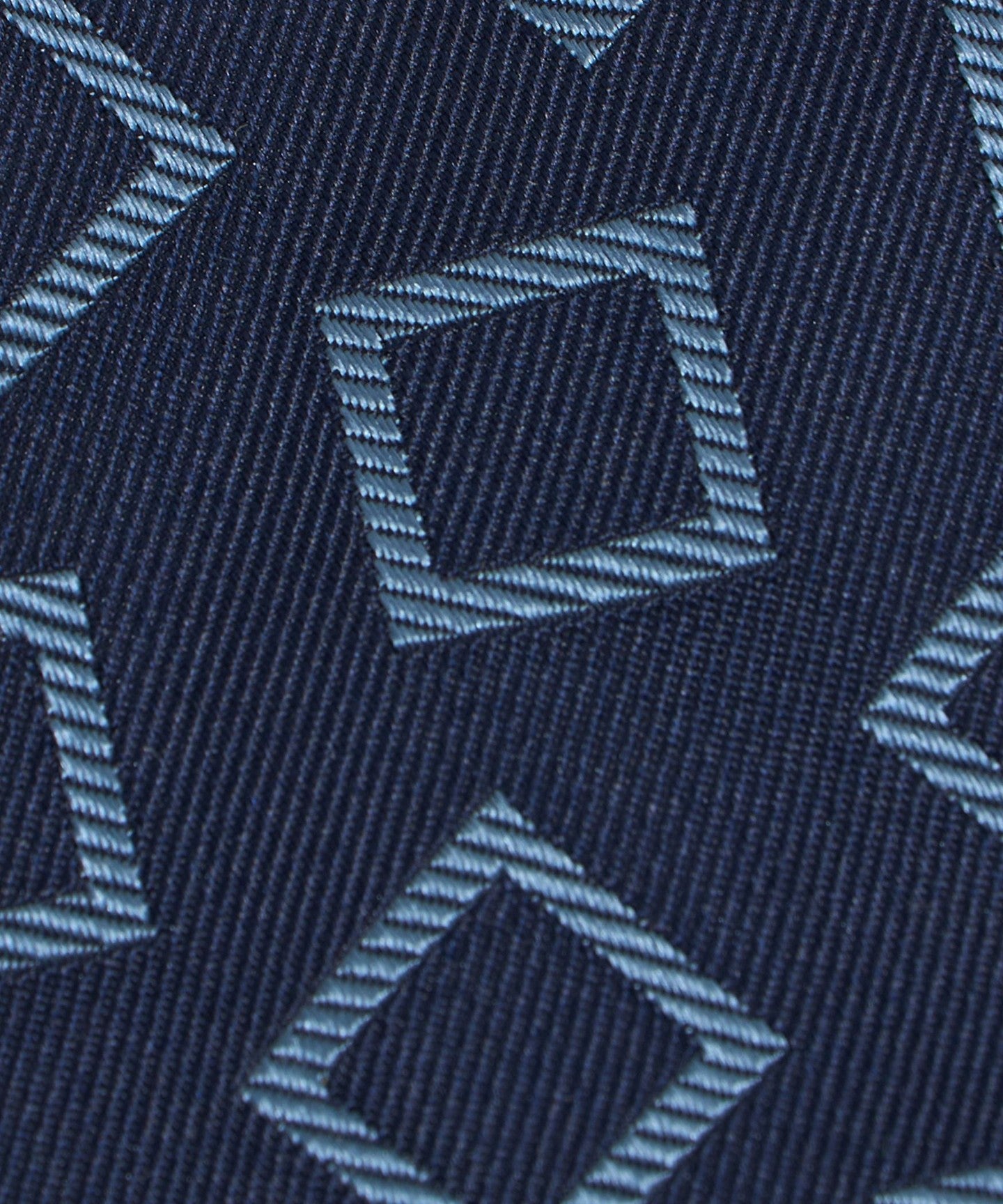 13346000153-d06.jpg