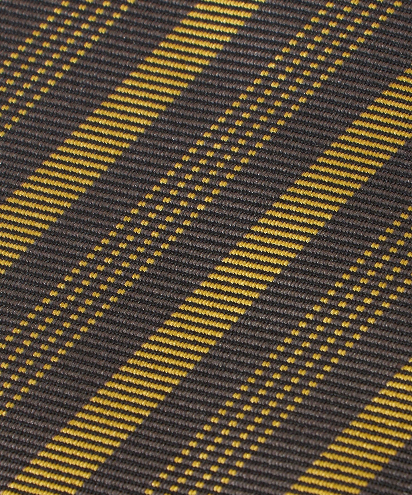 13346000175-d07.jpg