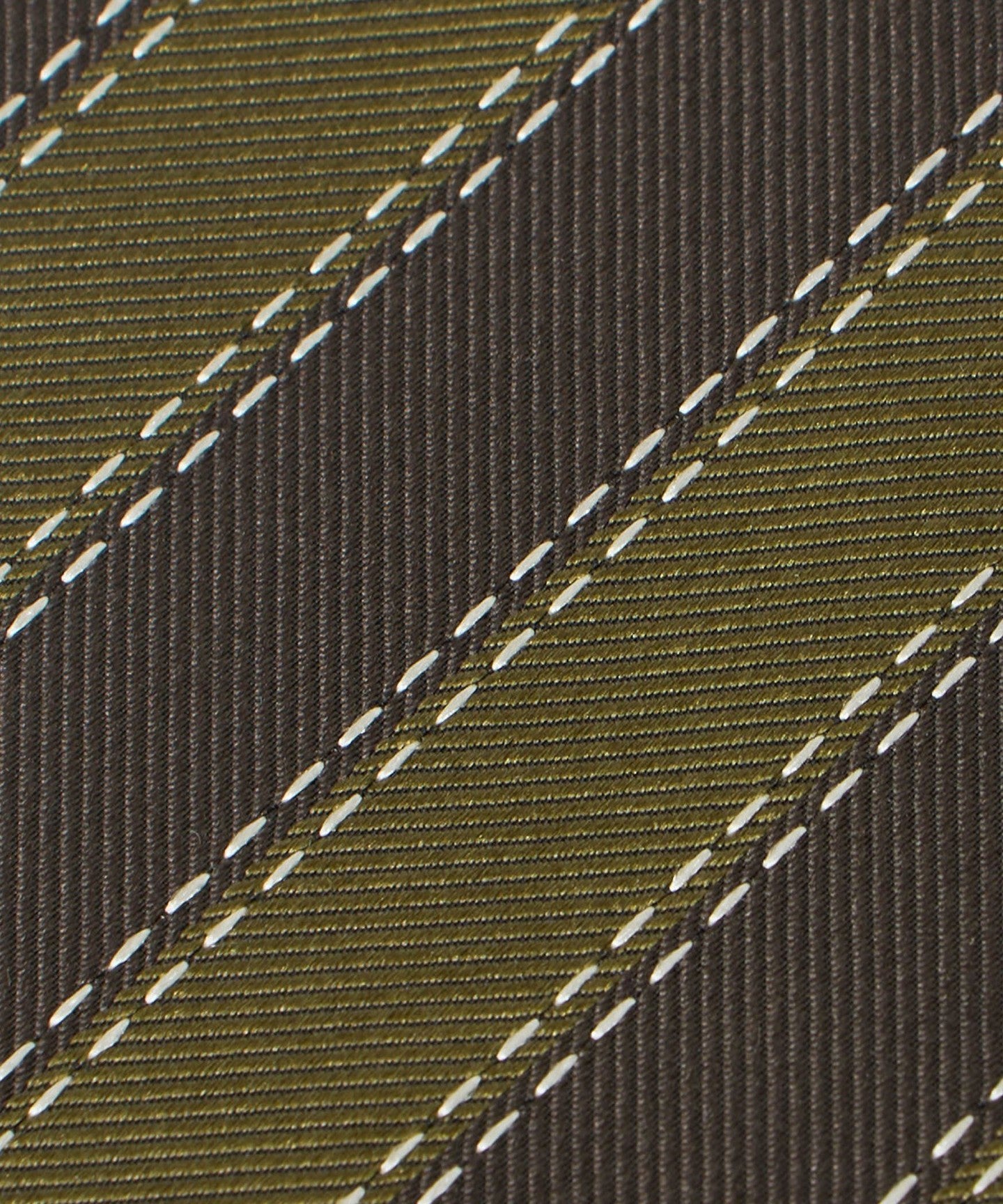 13346000192-d03.jpg
