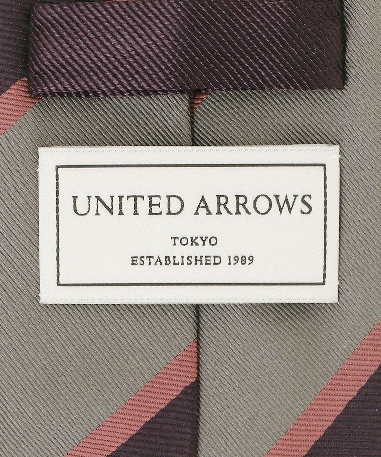 13346000216-d04.jpg