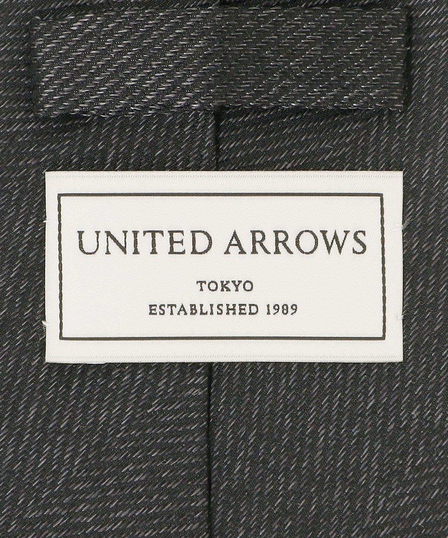 13346000238-d06.jpg