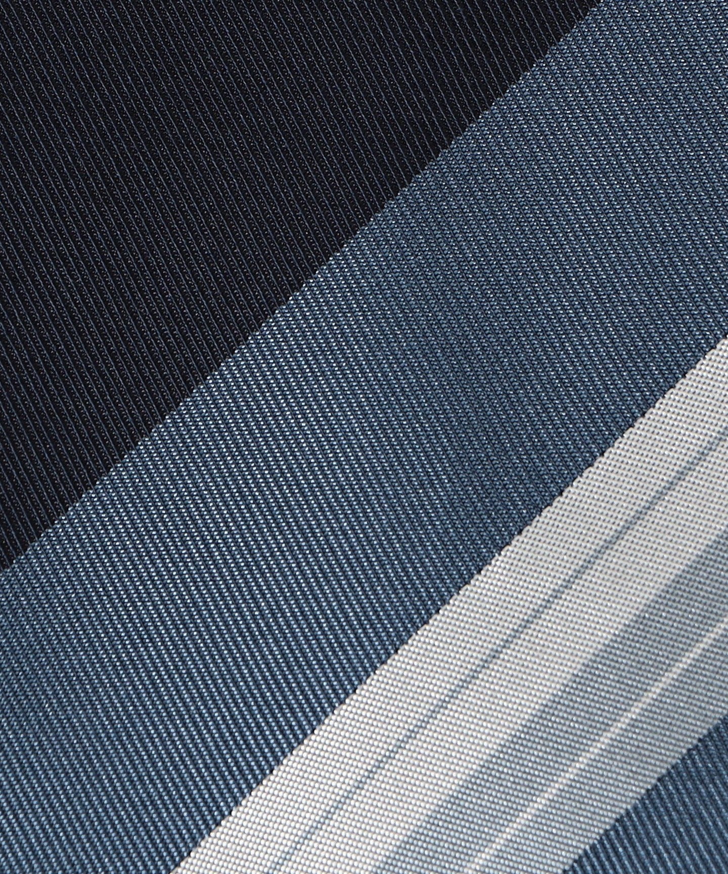 13346990799-d03.jpg