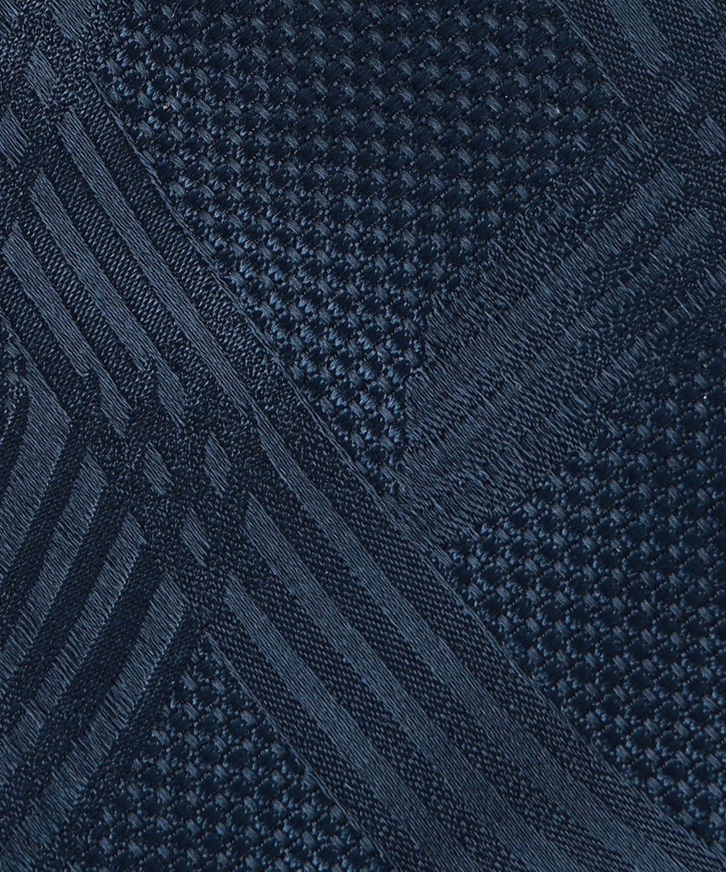 13346990809-d03.jpg