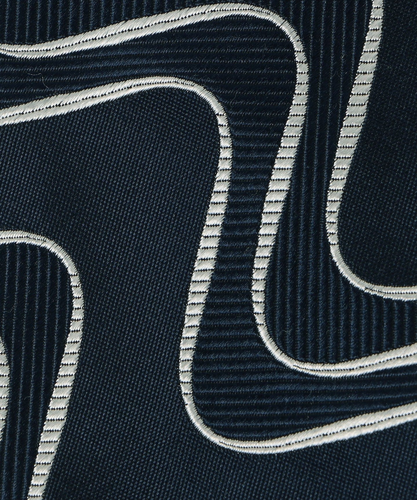 13346990933-d05.jpg