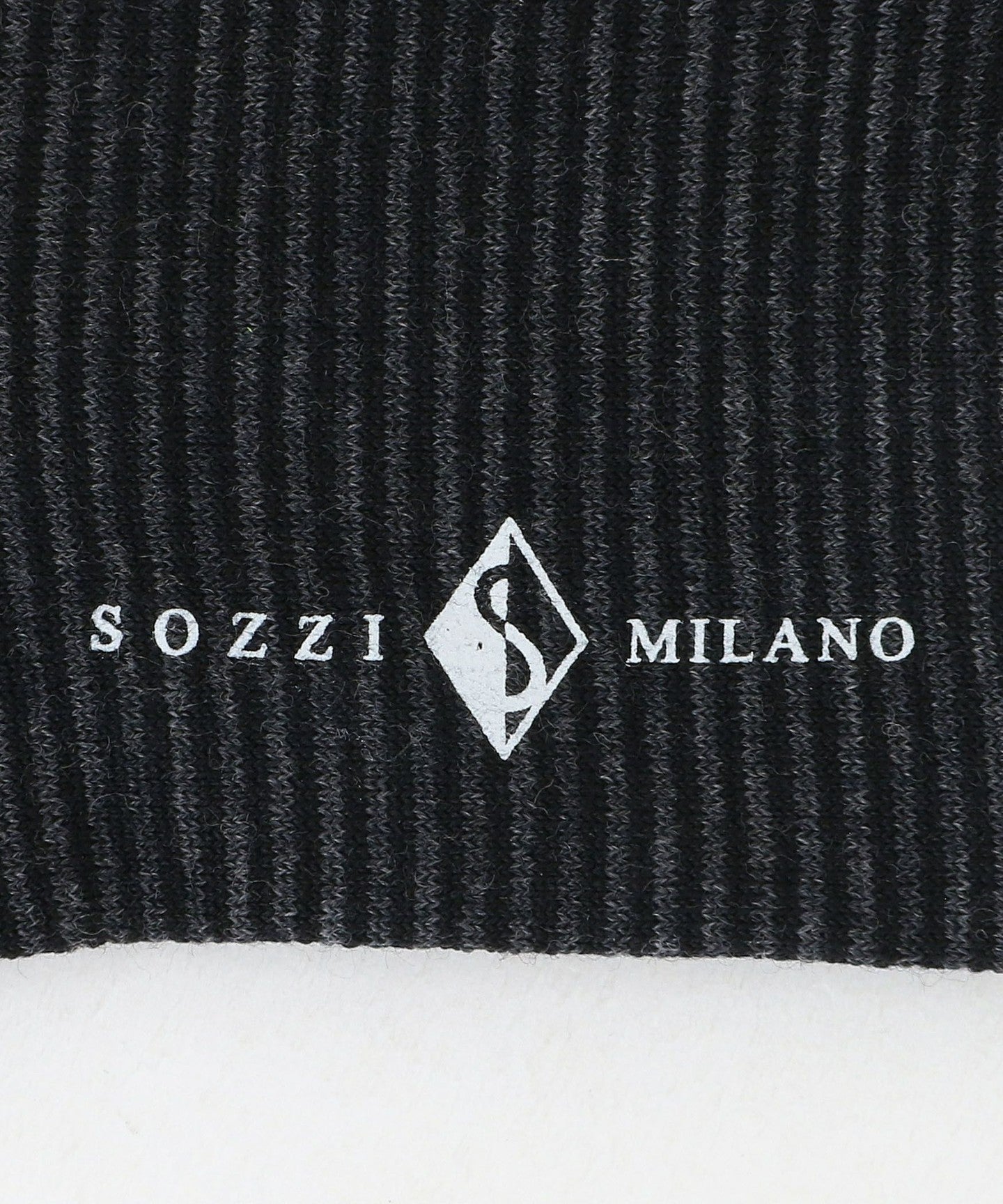 13353000005-d05.jpg