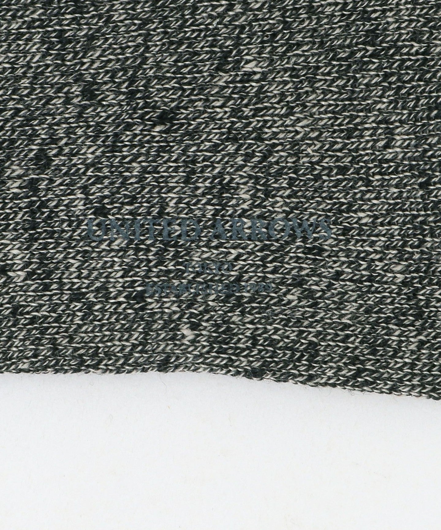 13356000012-d05.jpg