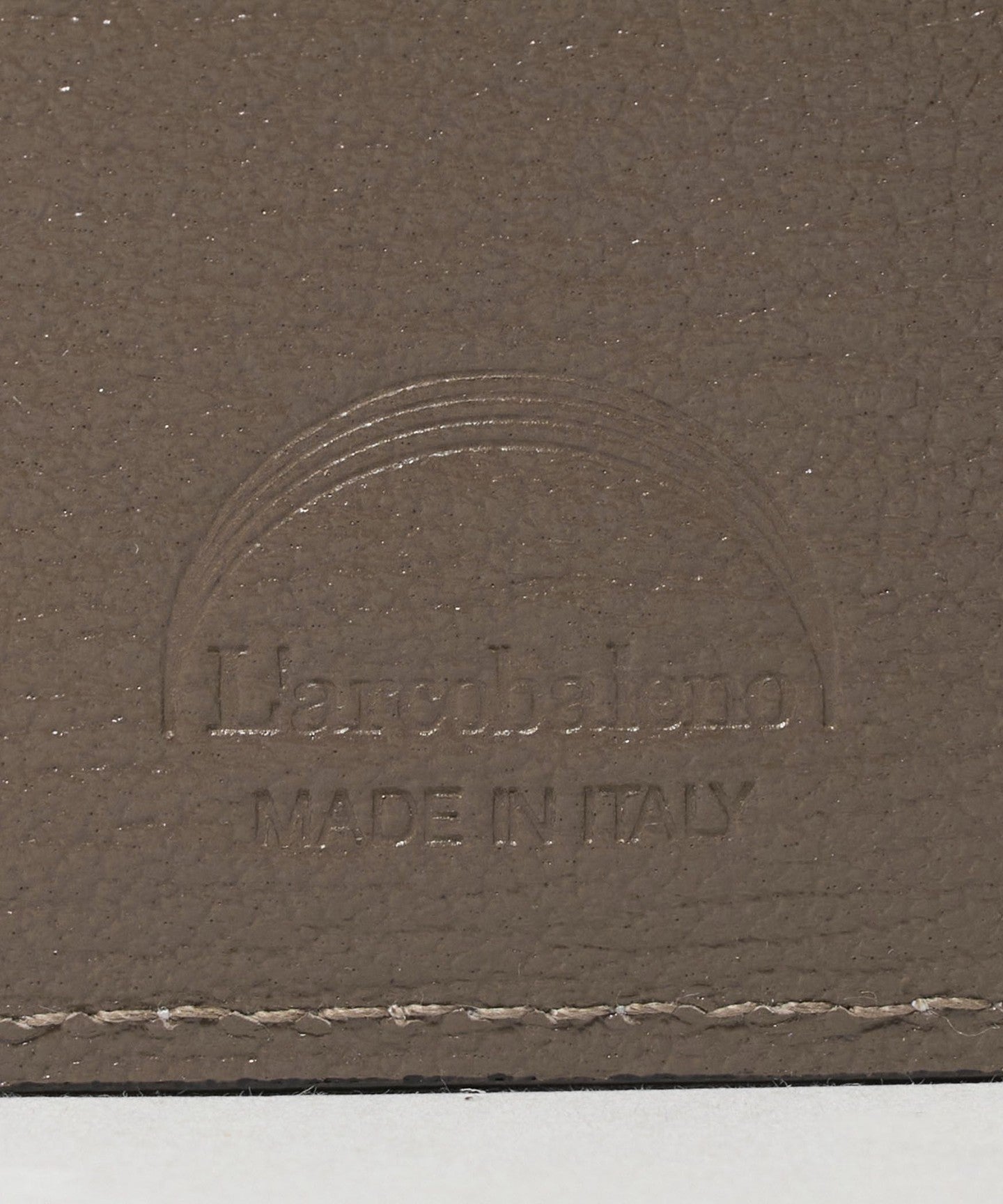 13464000054-d09.jpg