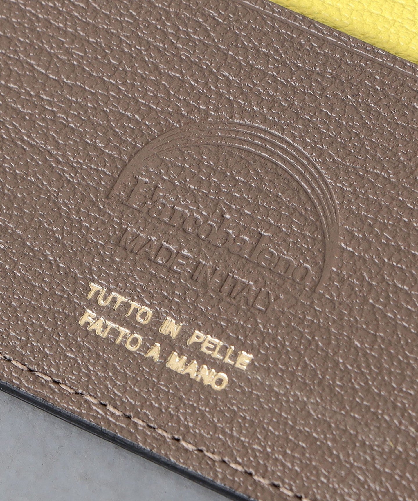 13464992946-d07.jpg