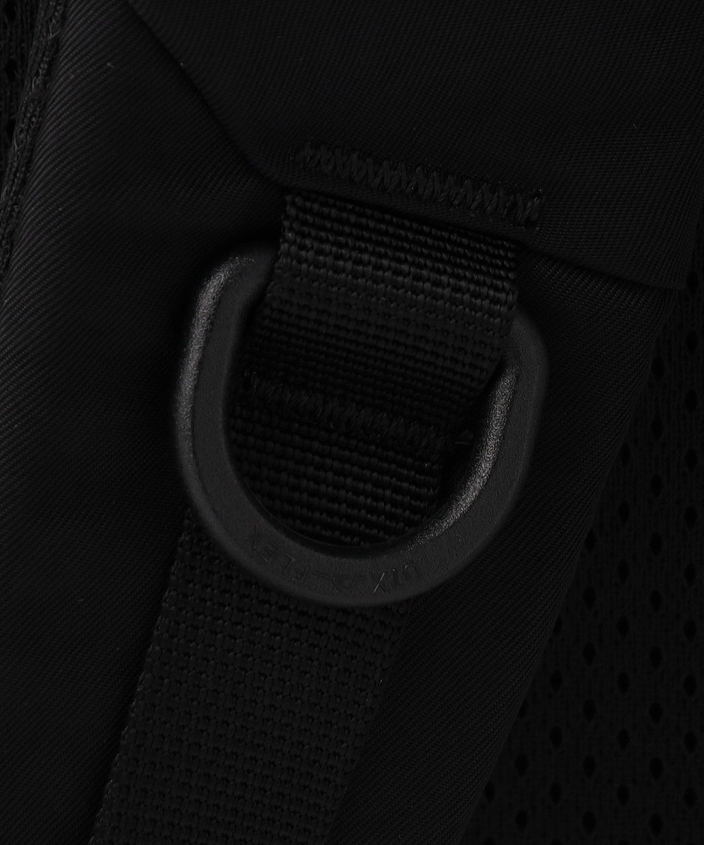 14324995861-d17.jpg