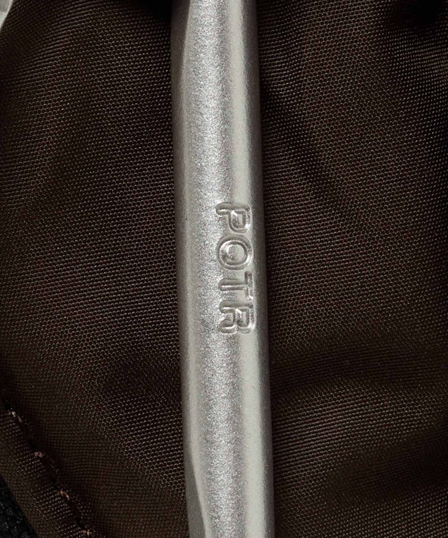 14325000019-d11.jpg