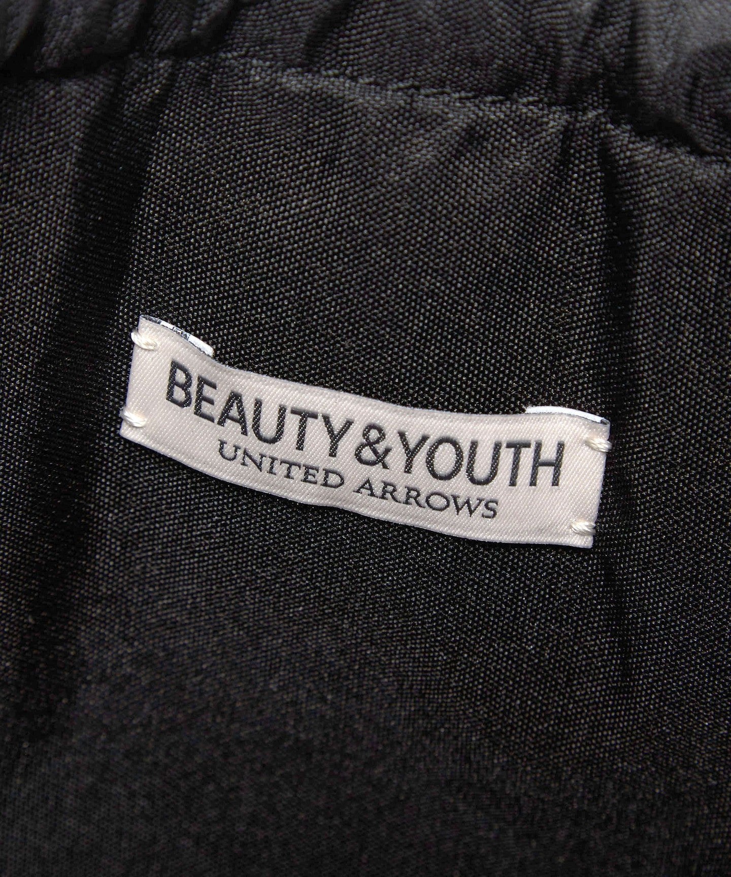 14326996264-d12.jpg