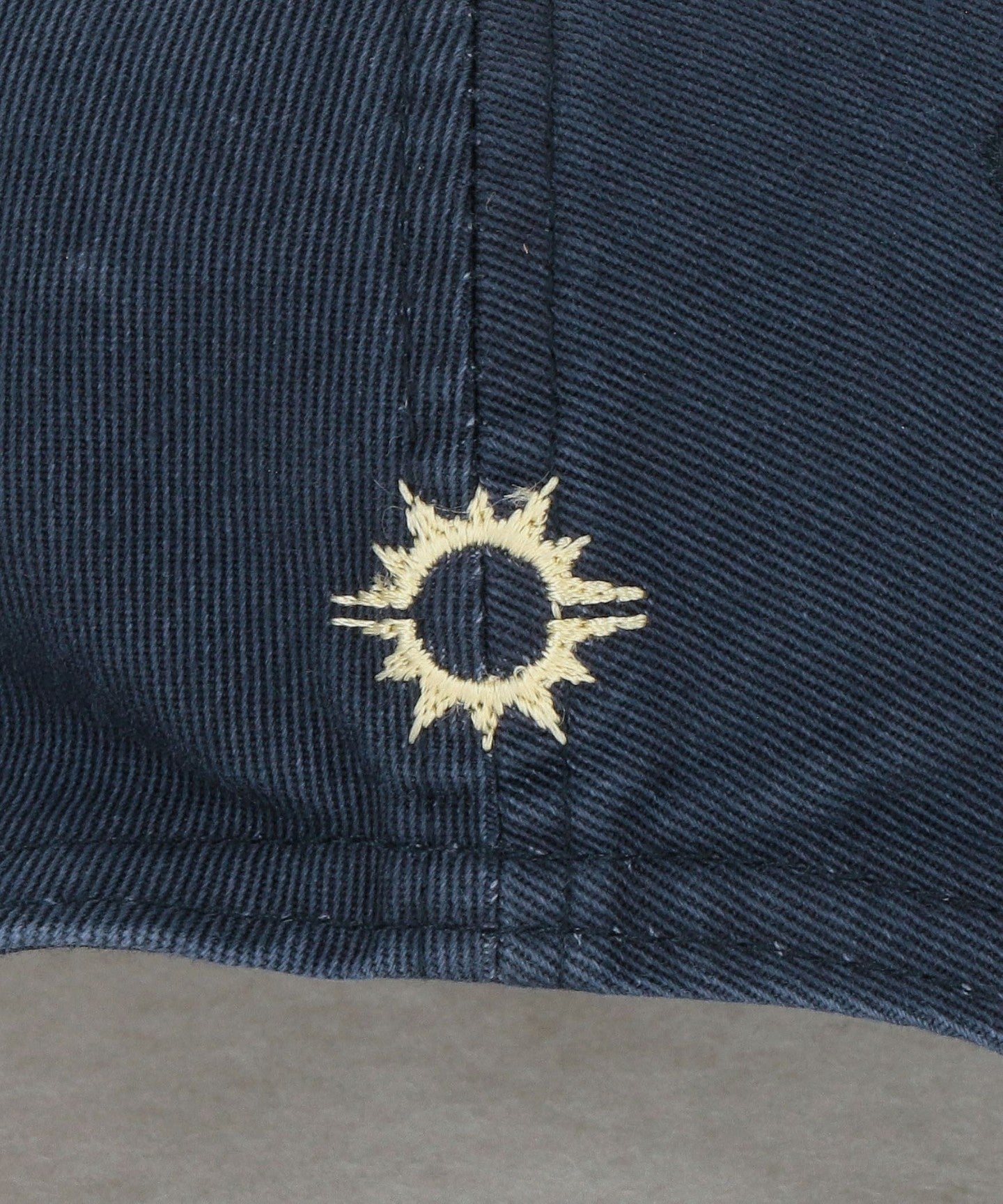 14383000008-d14.jpg