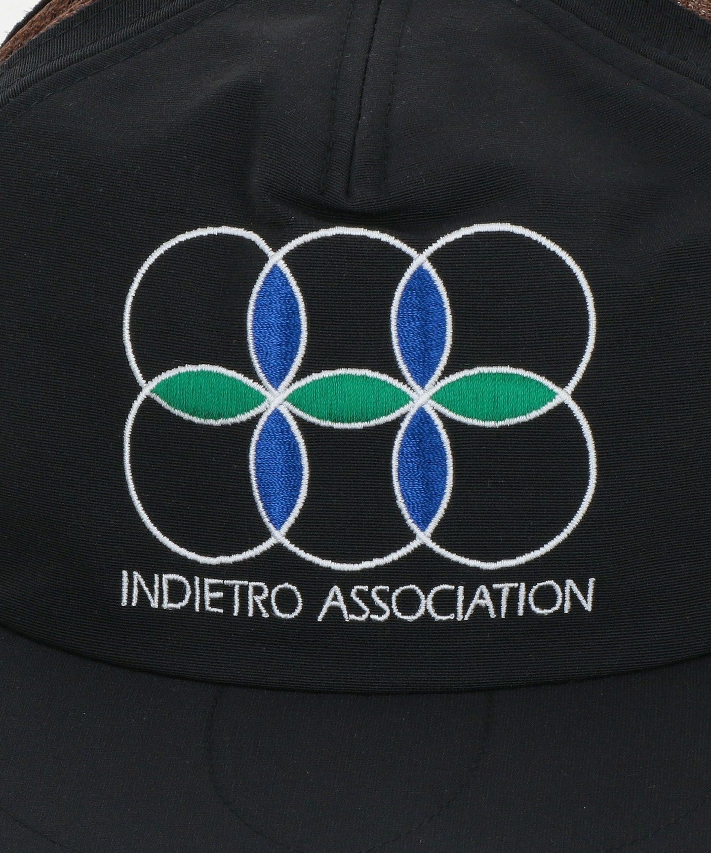 14385000049-d09.jpg