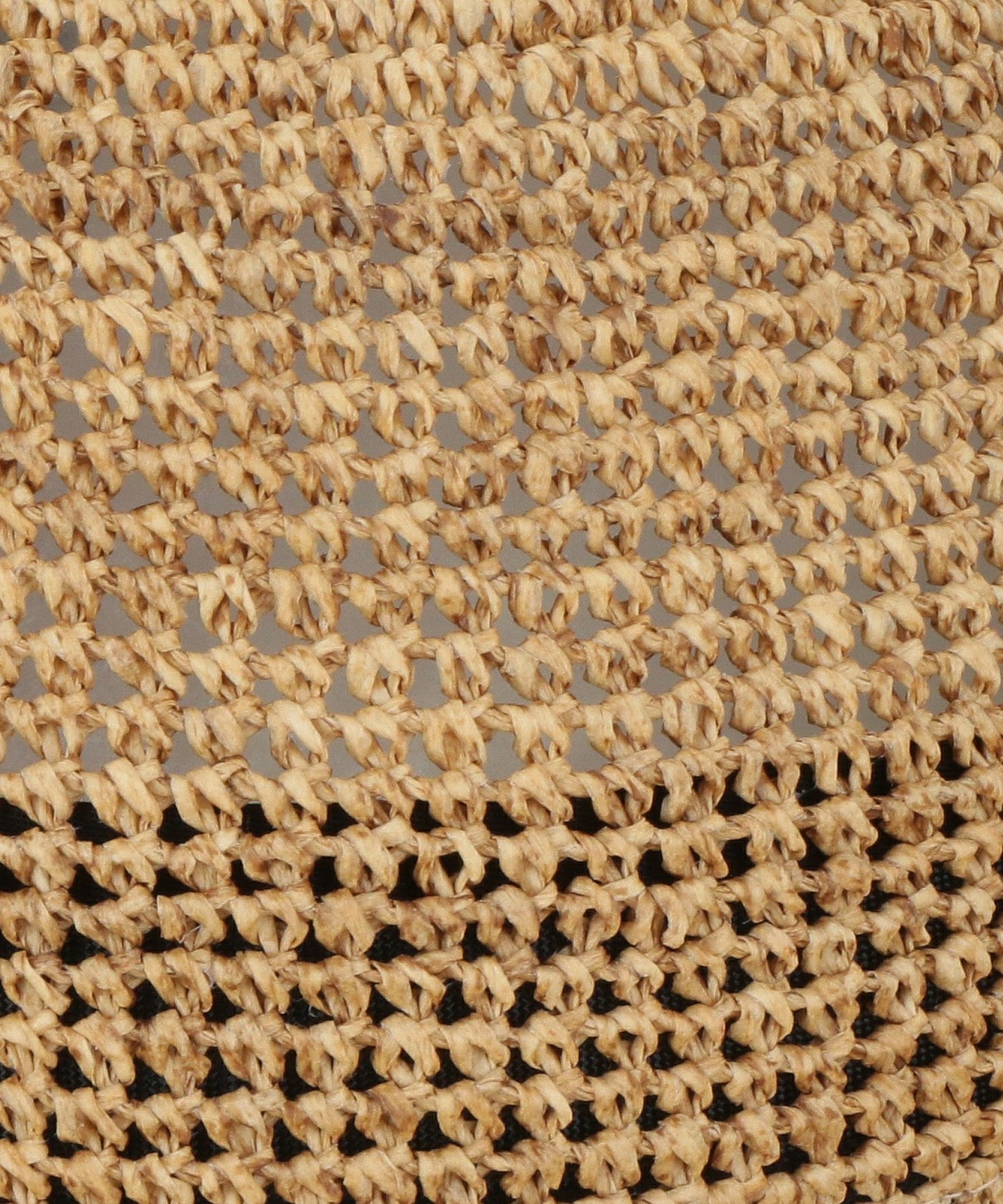 14385000058-d06.jpg