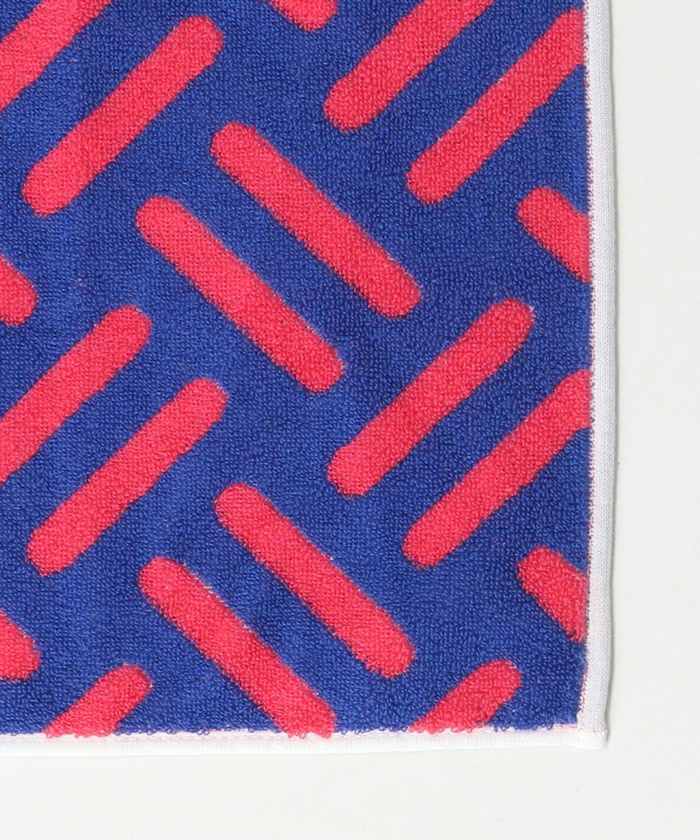 14456991005-d02.jpg