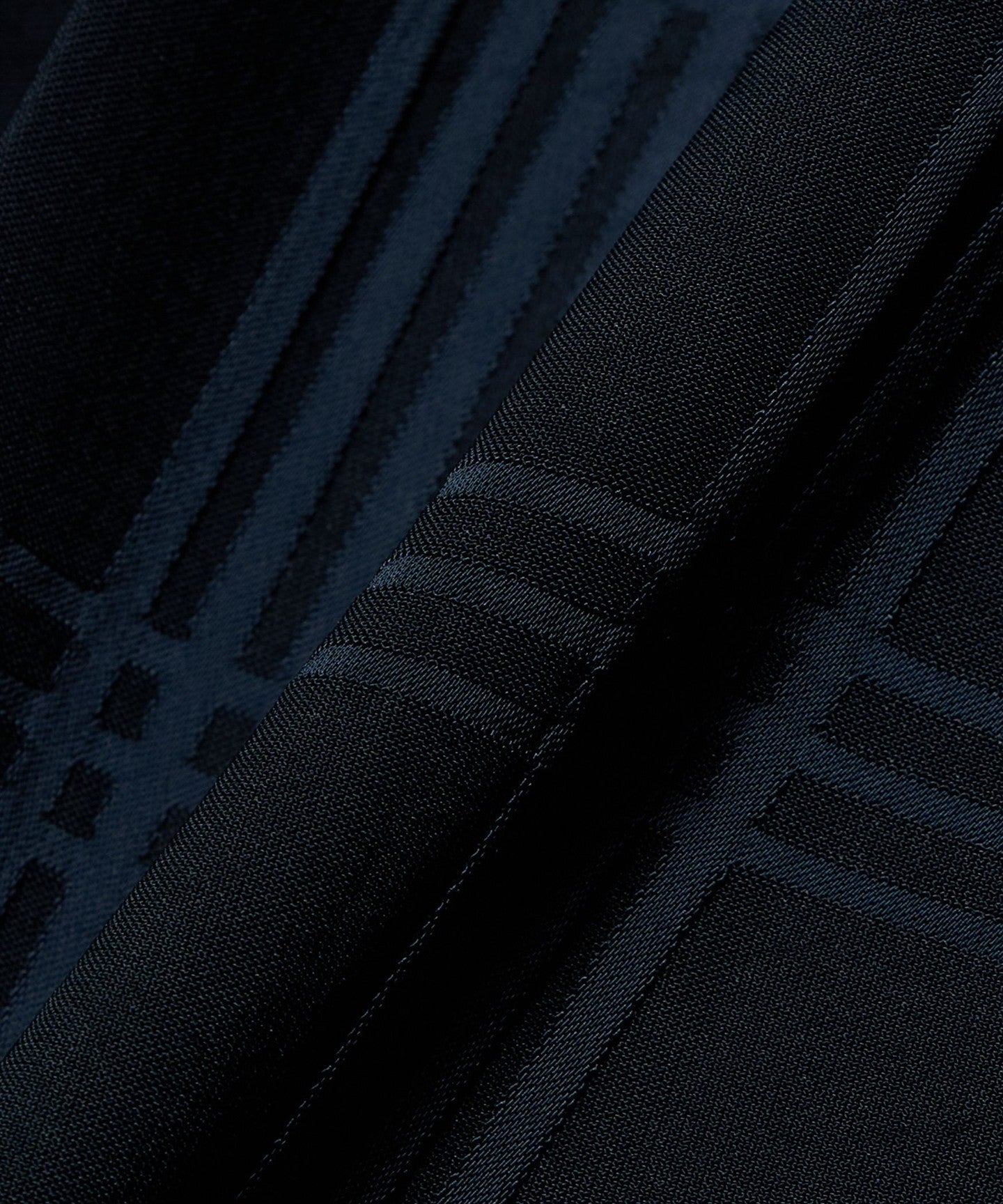 15141440020-d19.jpg